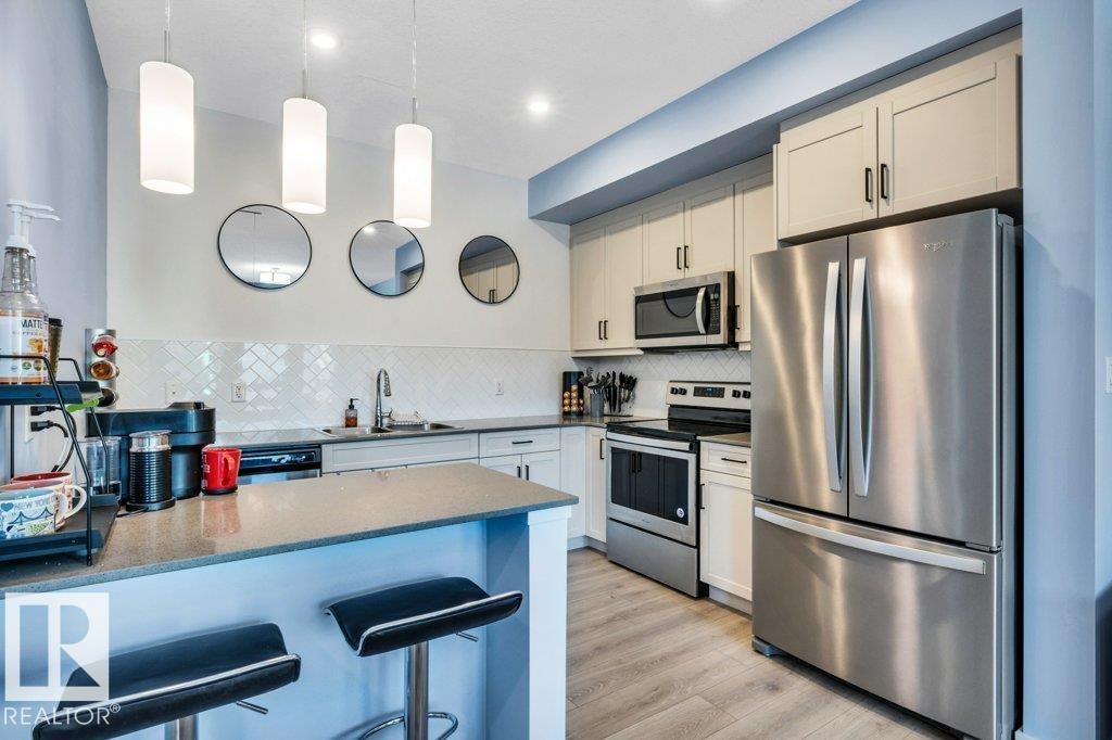 https://zimg.paragon.ice.com/ParagonImages/Property/PM/RAE/225398060/26/0/0/8f6d9cbadf5a1fd0d2cf20480153c265/1/322771b2251bb7b855bef7c3649b0c83/225398060-ac1e186b-932e-4817-9b36-8af0bd3f34a5.JPG