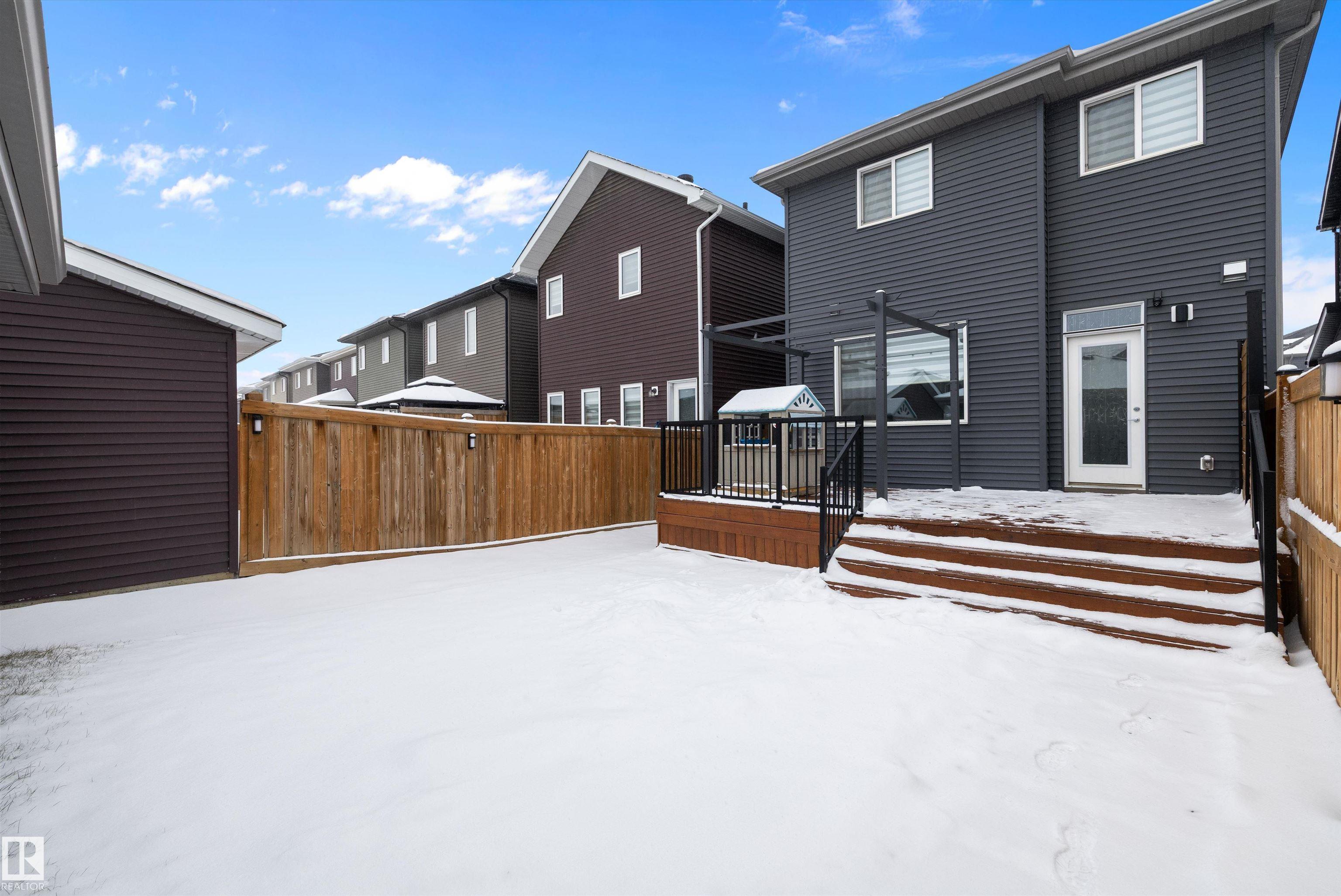 https://zimg.paragon.ice.com/ParagonImages/Property/PM/RAE/225398063/44/0/0/35a88a2f83c46129d62b073187e75a0d/1/5513ce1df4bb00dda6cc3e9a28988ecf/225398063-4d4006a0-8912-4acd-81a1-da7608189021.JPG