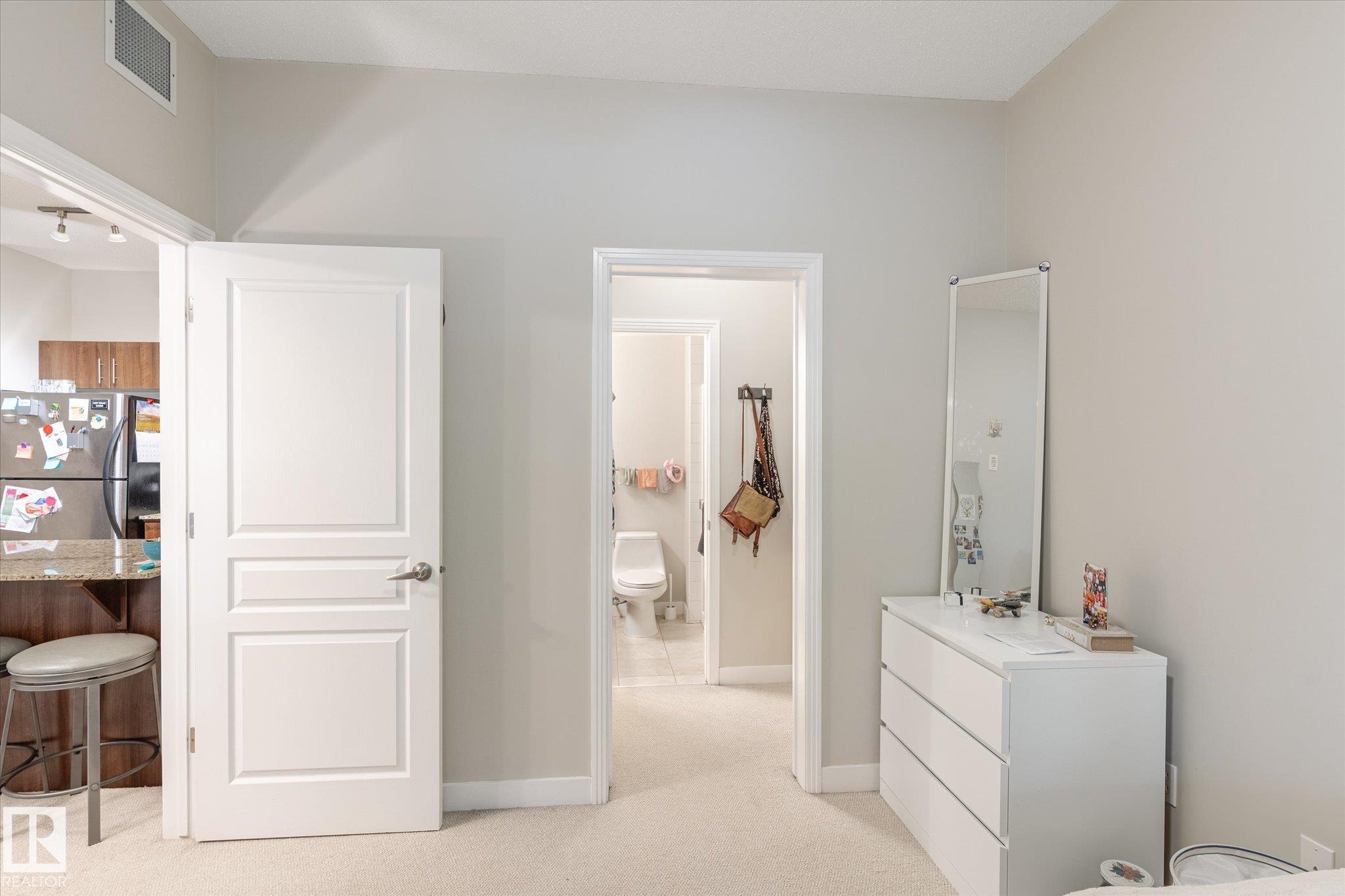 Photo 31 at 105 - 10333 112 Street NW, Wîhkwêntôwin, Edmonton