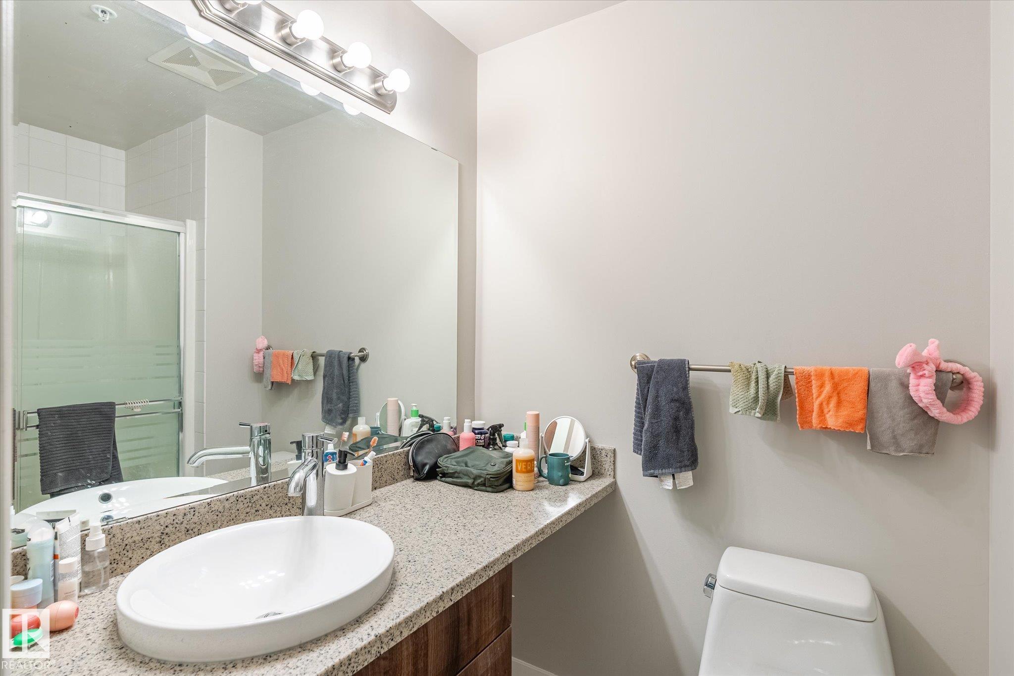 Photo 32 at 105 - 10333 112 Street NW, Wîhkwêntôwin, Edmonton