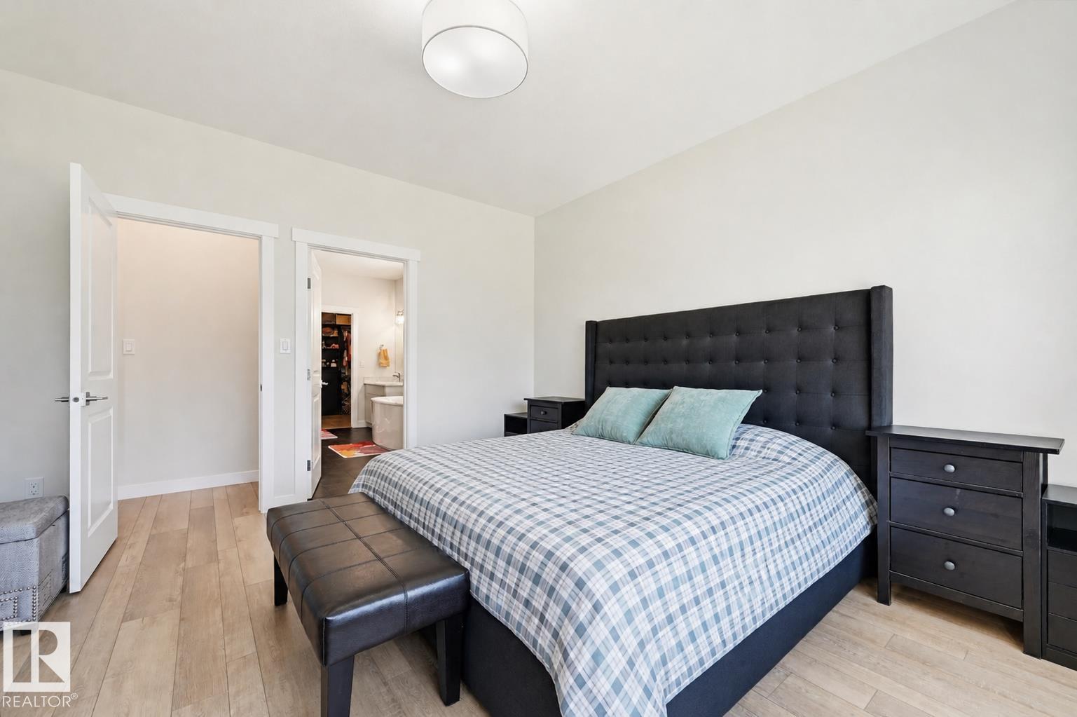 https://zimg.paragon.ice.com/ParagonImages/Property/PM/RAE/225398065/13/0/0/5dd2bf98479d12e35dad4f351a12b204/1/6f5bd2bdda4e656c7dc5da59532235bb/225398065-7e69535c-6ebb-4ca3-ae41-a156bc37c546.JPG