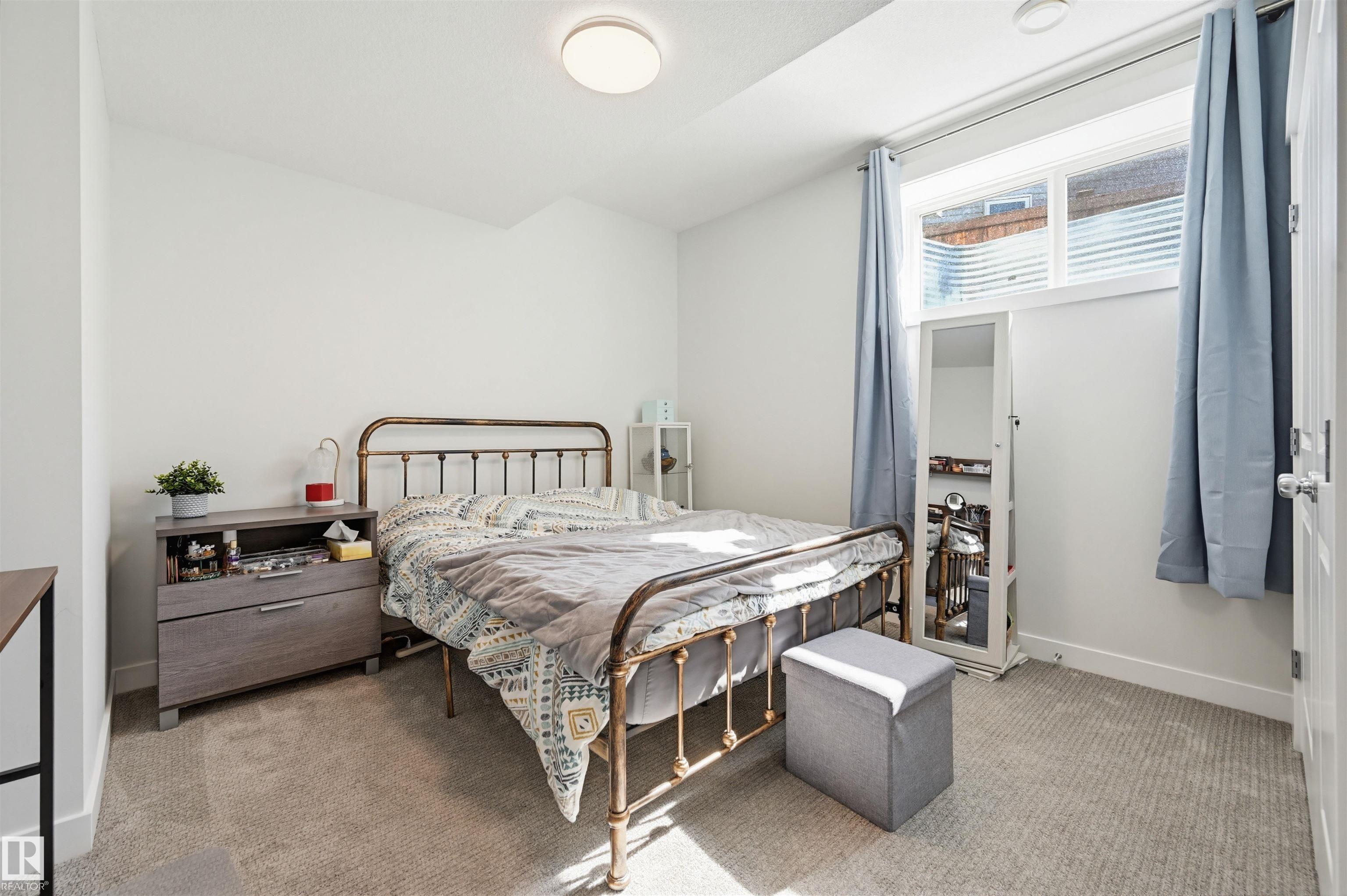 https://zimg.paragon.ice.com/ParagonImages/Property/PM/RAE/225398065/31/0/0/0f0cebba1b6c3effba4b2544f8262dee/1/6f5bd2bdda4e656c7dc5da59532235bb/225398065-b440454d-d852-4c48-94dd-a3b8573c177f.JPG