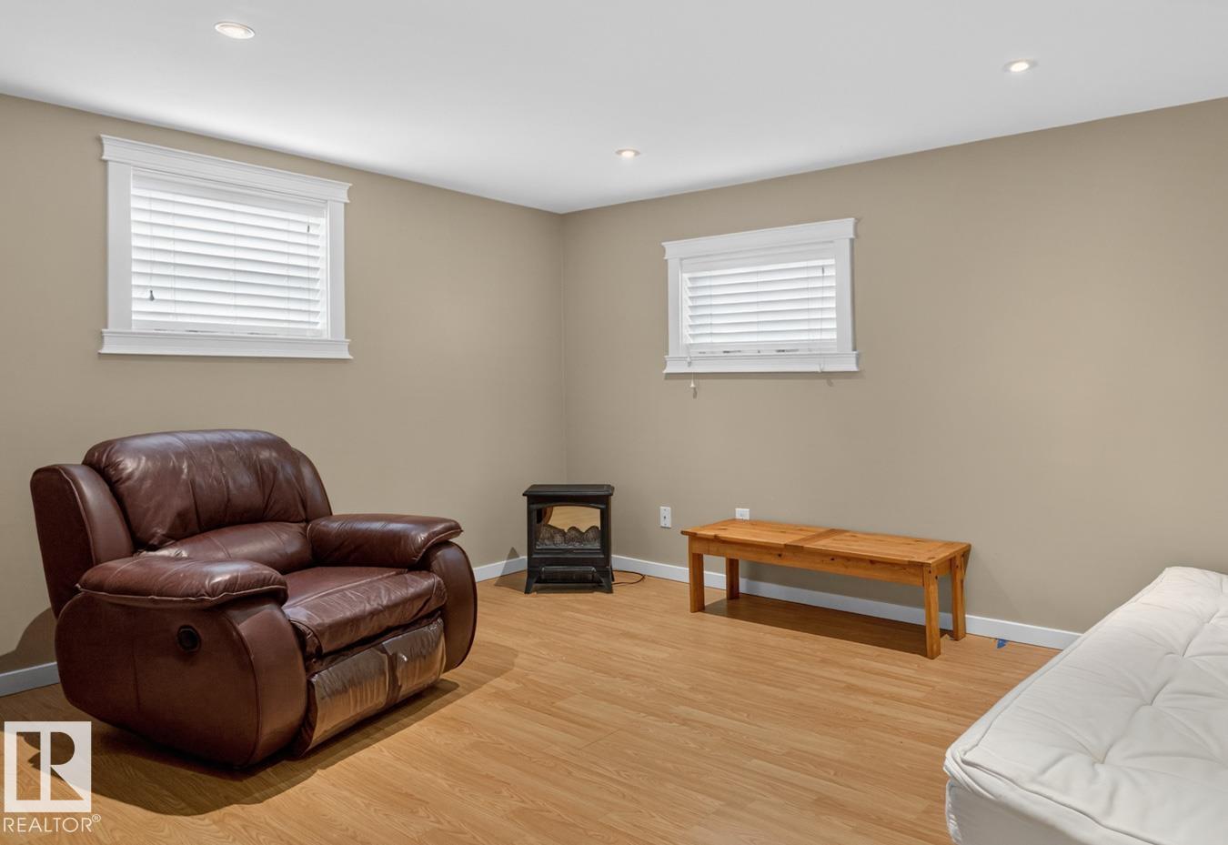 Photo 19 at 12130 60 Street NW, Montrose, Edmonton