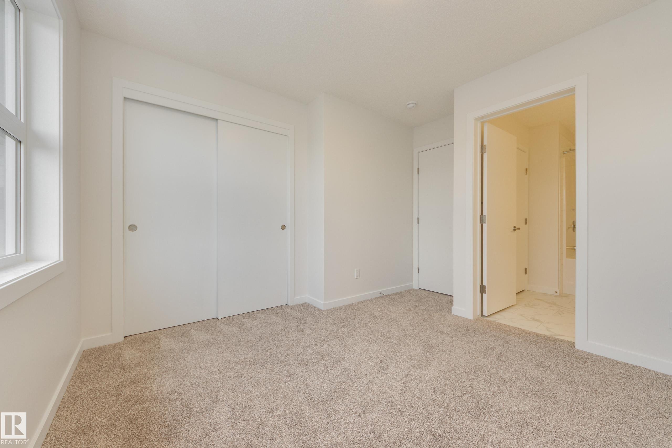 https://zimg.paragon.ice.com/ParagonImages/Property/PM/RAE/225398069/21/0/0/957f55eb2b09c3028f2b2cd5743d9b95/1/e112cbef1040c37864f77685e4b21e7d/225398069-fb40c230-0739-43cd-bf28-810cc2df5908.JPG