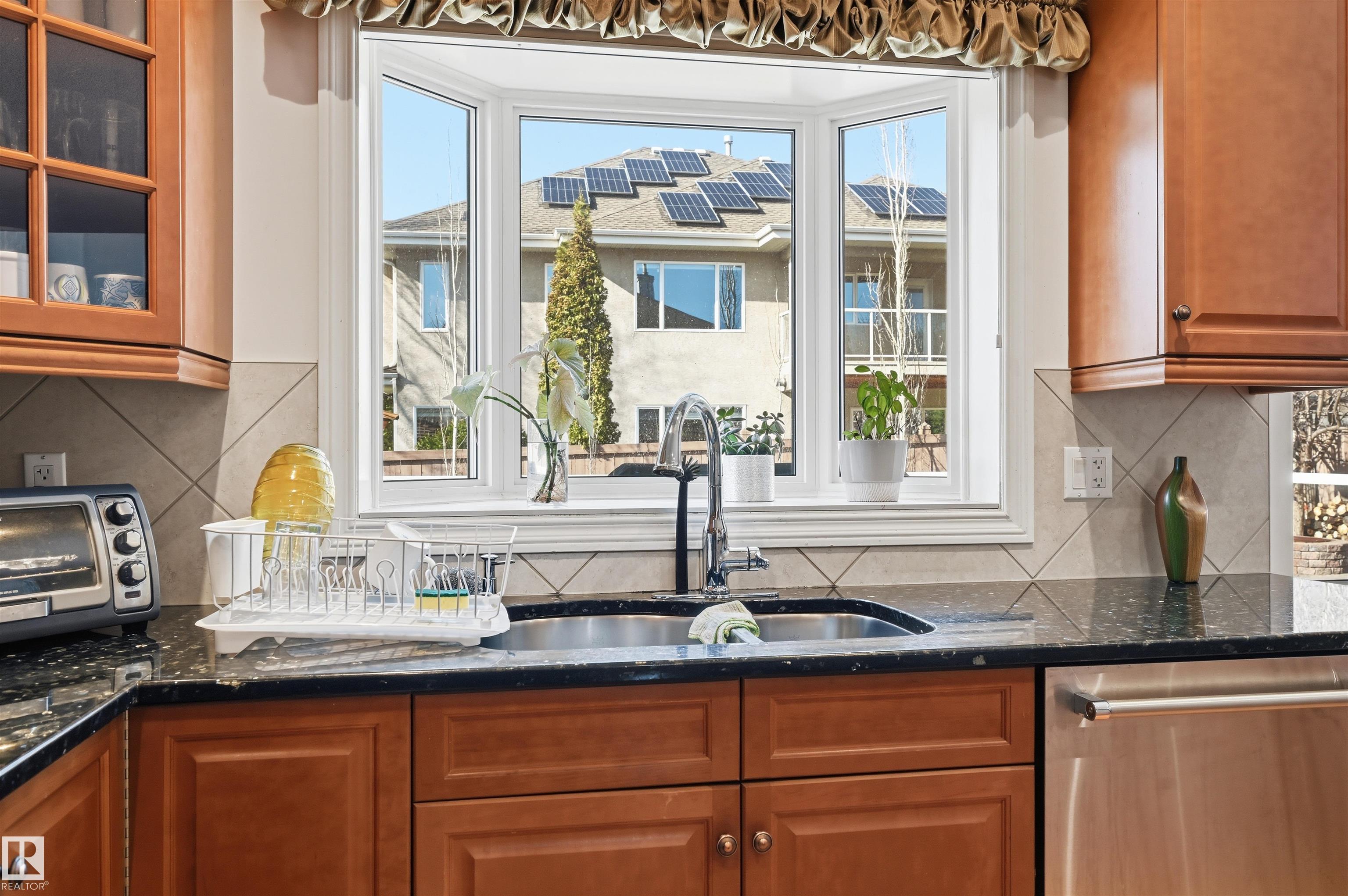 https://zimg.paragon.ice.com/ParagonImages/Property/PM/RAE/225398072/15/0/0/8ffc52f690773f71f9e5e681a29263ee/1/23d653308d5c5377d146c1548aad2dfb/225398072-4387c513-56b3-477a-b4e0-6edd687e1aee.JPG