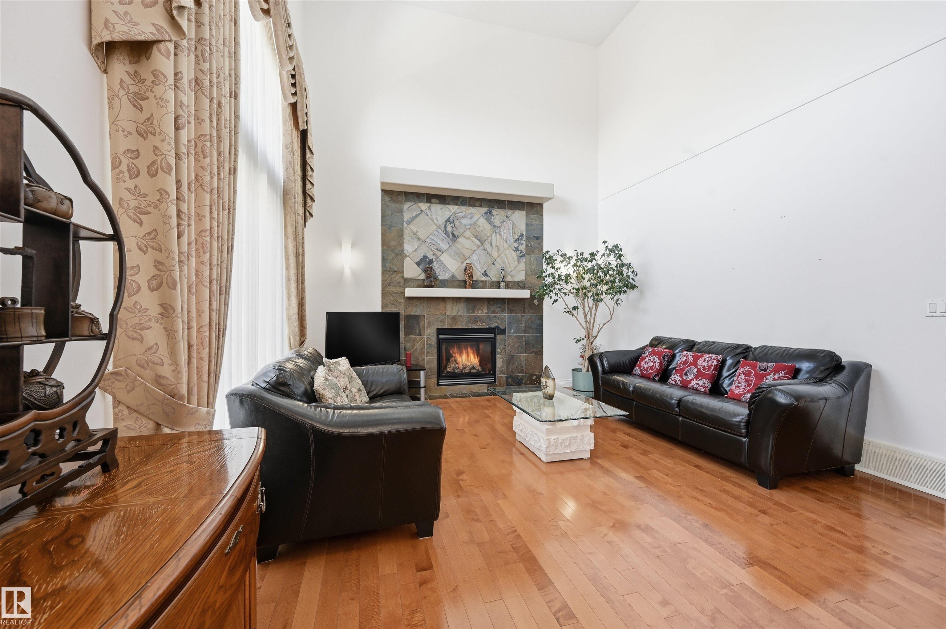 https://zimg.paragon.ice.com/ParagonImages/Property/PM/RAE/225398072/19/0/0/9225a206df9fcda63b72de45ef08f472/1/23d653308d5c5377d146c1548aad2dfb/225398072-2c9fbf28-fa2b-4efa-9d6f-3f167a4cf218.JPG