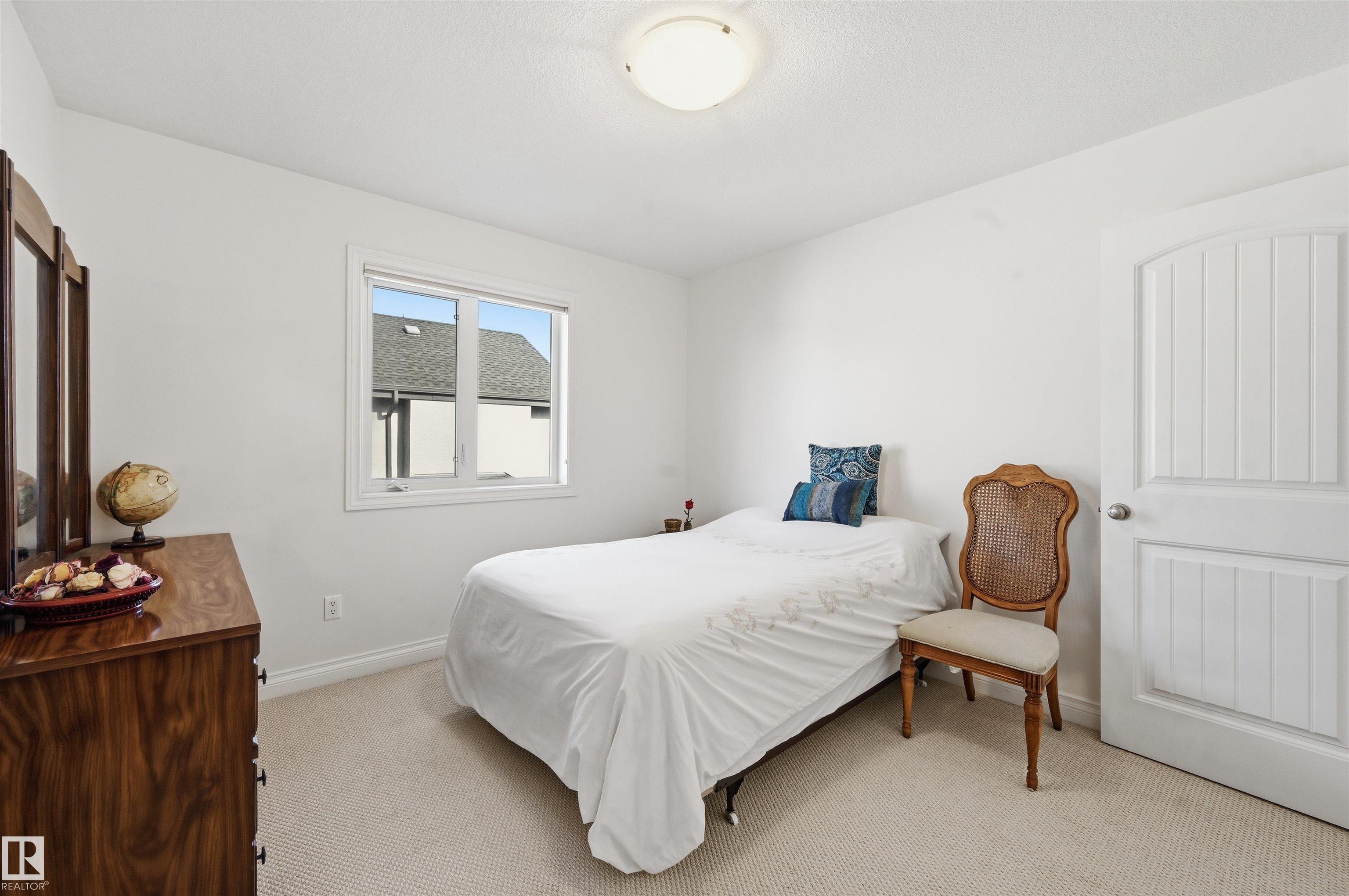 https://zimg.paragon.ice.com/ParagonImages/Property/PM/RAE/225398072/40/0/0/0e85c96a952f78a1ccf2845164e1b115/1/23d653308d5c5377d146c1548aad2dfb/225398072-b0c2bfdb-c742-4a88-80c1-50ed7637b943.JPG