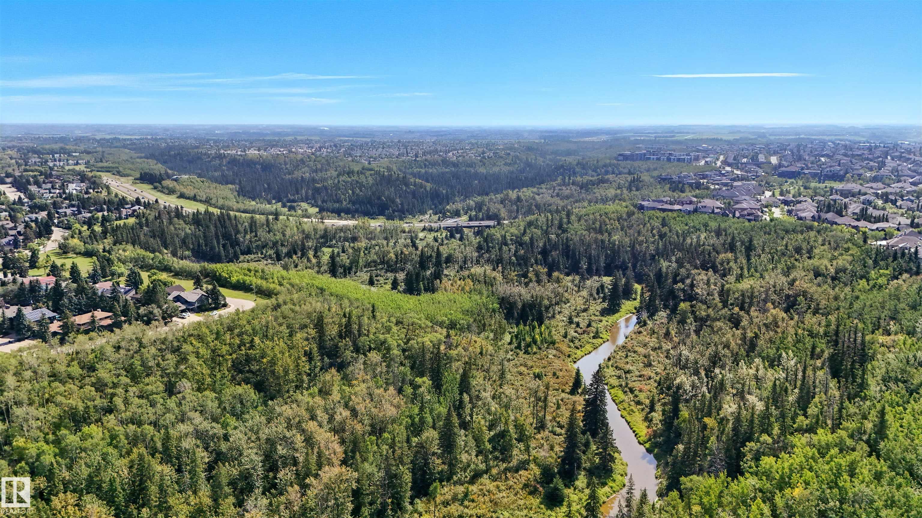 https://zimg.paragon.ice.com/ParagonImages/Property/PM/RAE/225398072/64/0/0/b7dd5277f375c6be7ace5984c7d4b7c0/1/23d653308d5c5377d146c1548aad2dfb/225398072-d2a8ae56-1a64-414e-a8b4-2f398aff9cf6.JPG
