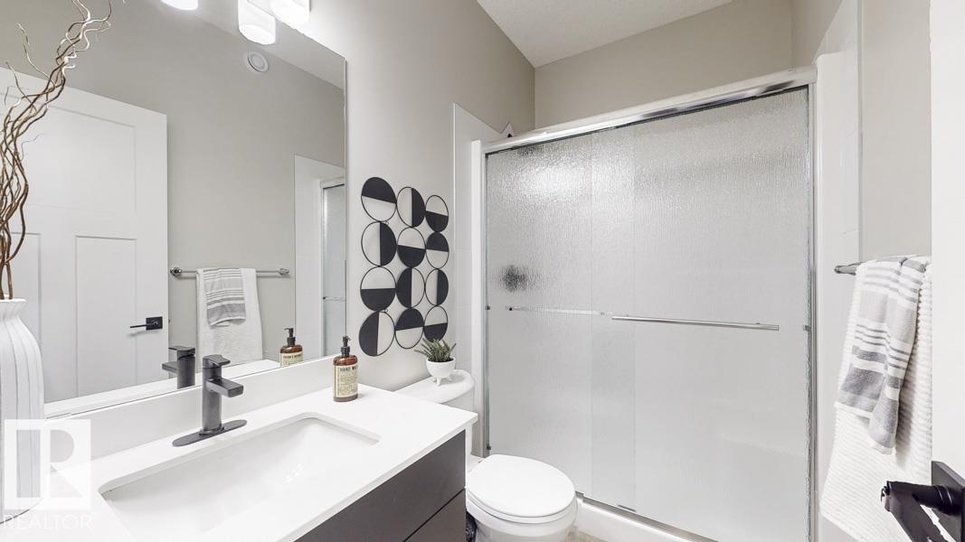 Photo 10 at 5892 Raven Crescent NW, Kinglet Gardens, Edmonton