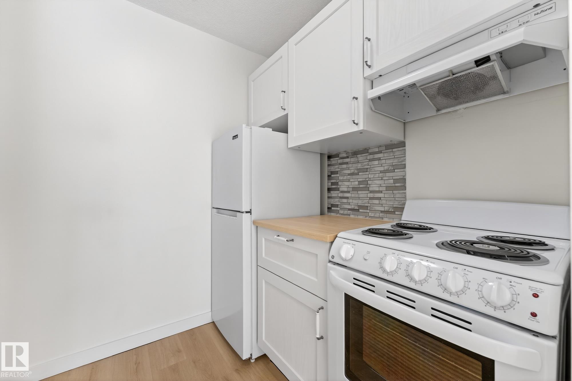 Photo 15 at 207 - 11007 83 Avenue NW, Garneau, Edmonton