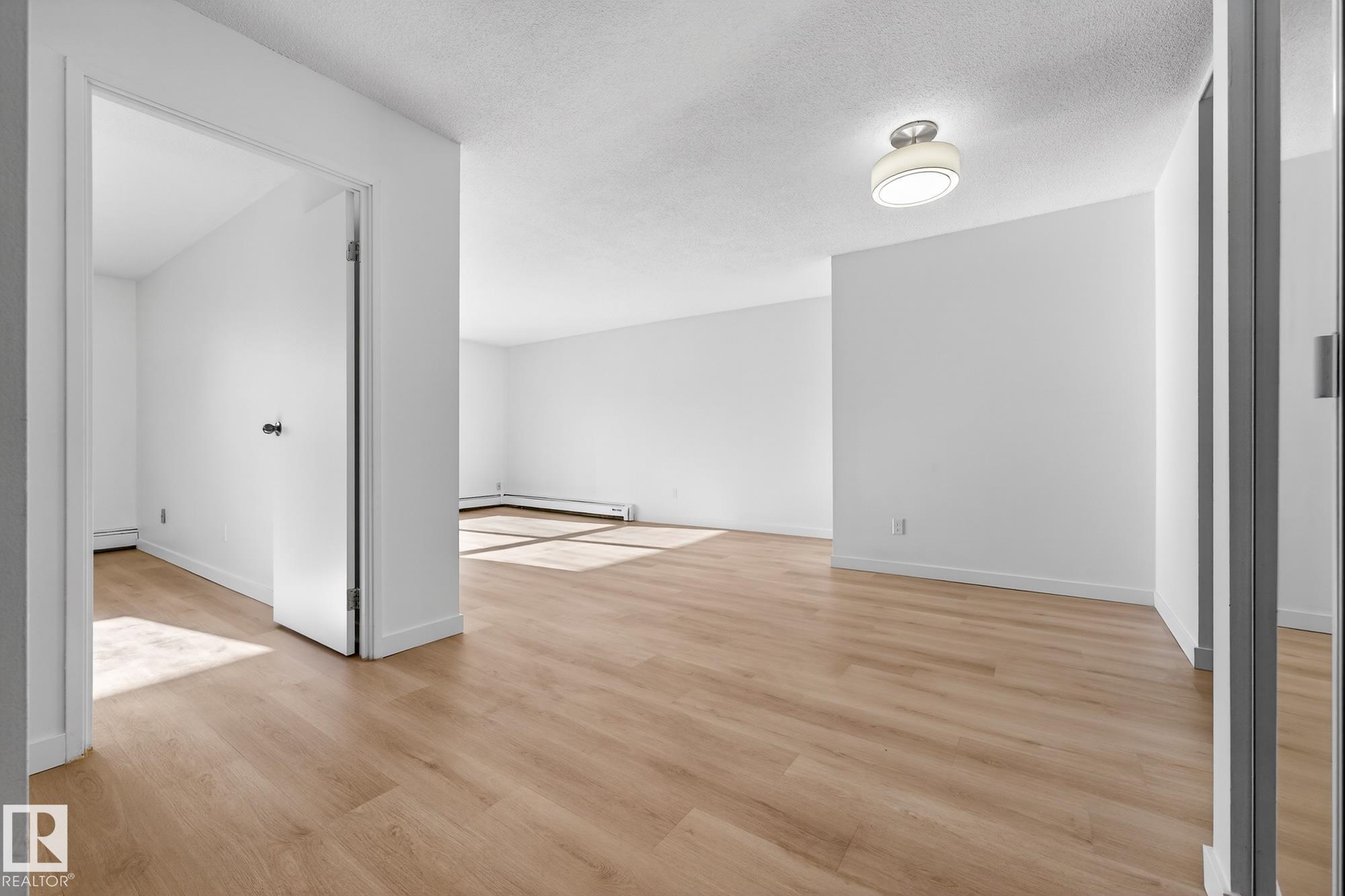 Photo 9 at 207 - 11007 83 Avenue NW, Garneau, Edmonton