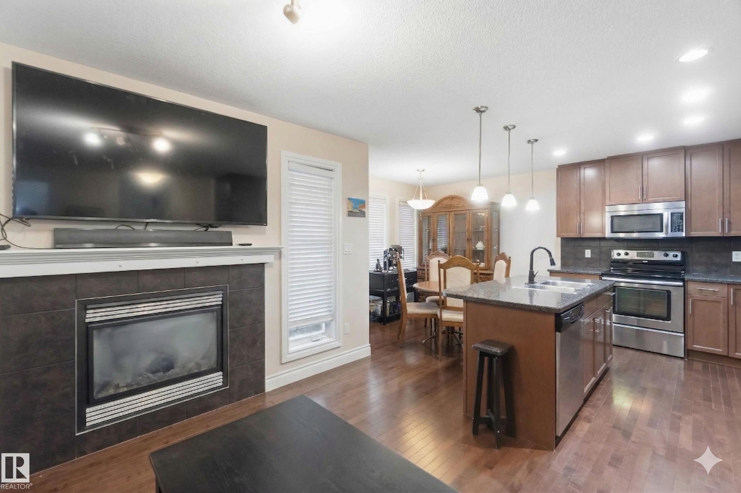 2037 69a Street SW, Summerside, Edmonton