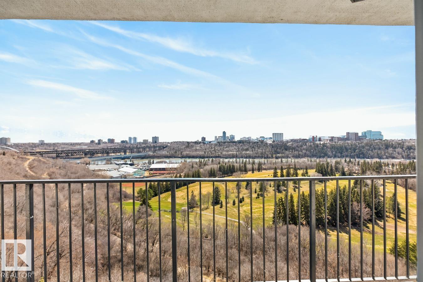 https://zimg.paragon.ice.com/ParagonImages/Property/PM/RAE/225398082/11/0/0/e539298bc33459ebc34553b34d2dc156/1/931dc29a28b444a3715d92c8217b83ea/225398082-c3a8a60a-d98f-4d49-a753-ed7446dba425.JPG