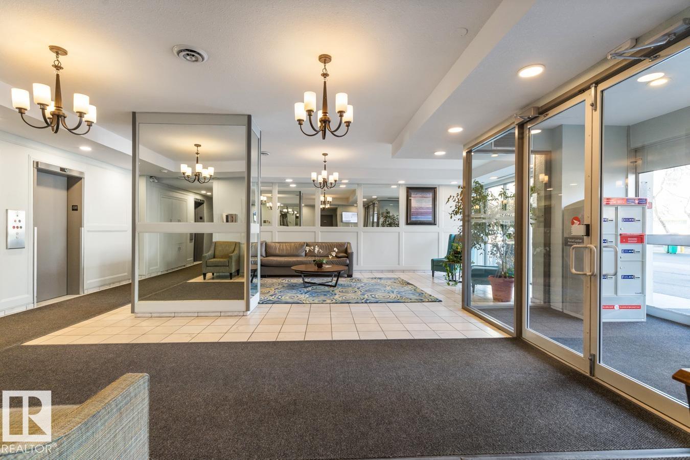 https://zimg.paragon.ice.com/ParagonImages/Property/PM/RAE/225398082/36/0/0/4c49569c30107cceaed207e34ef63204/1/931dc29a28b444a3715d92c8217b83ea/225398082-517e6382-210b-4c32-a4fb-a321256ea216.JPG