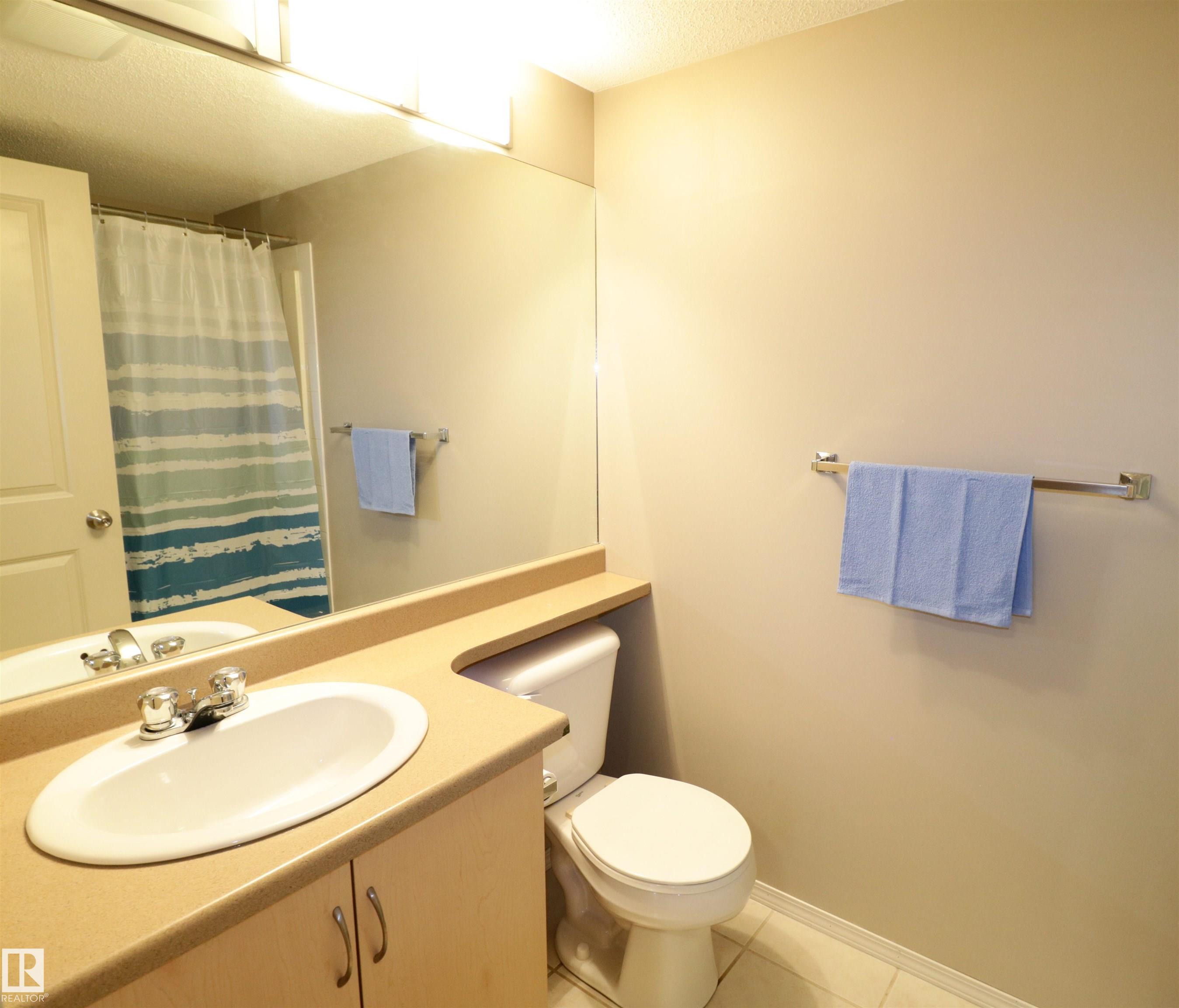 Photo 12 at 117 - 17003 67 Avenue NW, Callingwood South, Edmonton