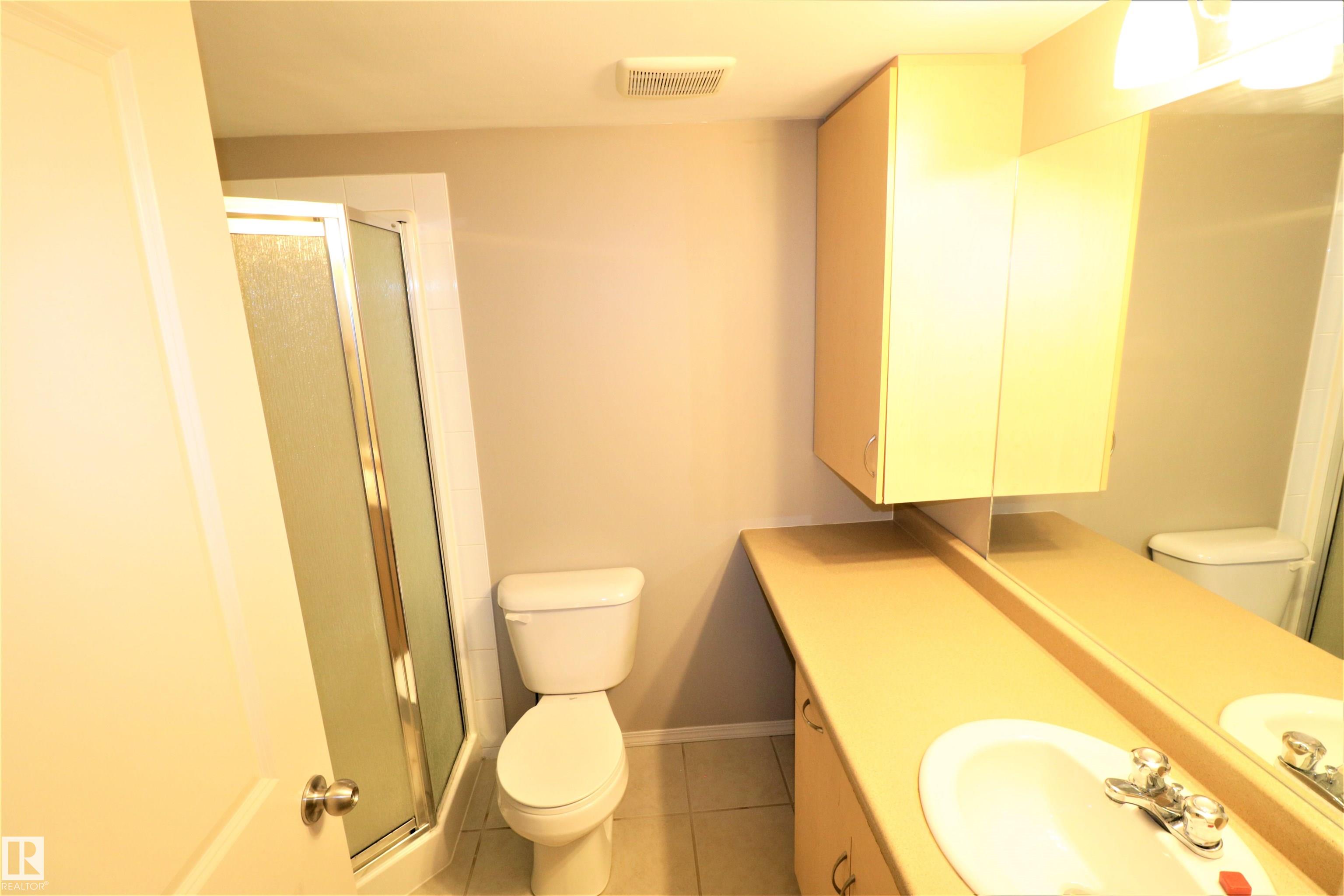 Photo 15 at 117 - 17003 67 Avenue NW, Callingwood South, Edmonton
