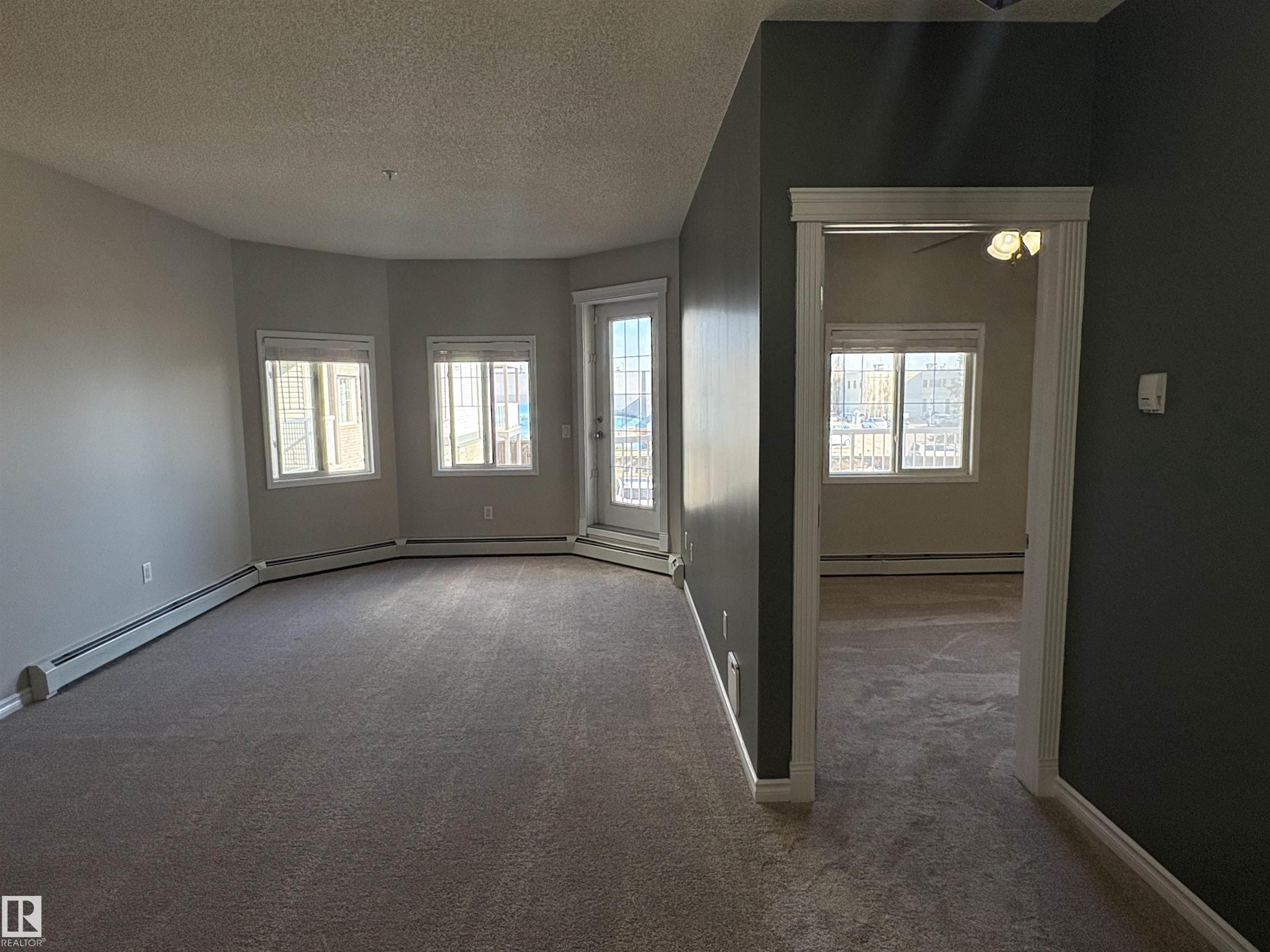 Photo 12 at 224 - 16807 100 Avenue NW, Glenwood, Edmonton