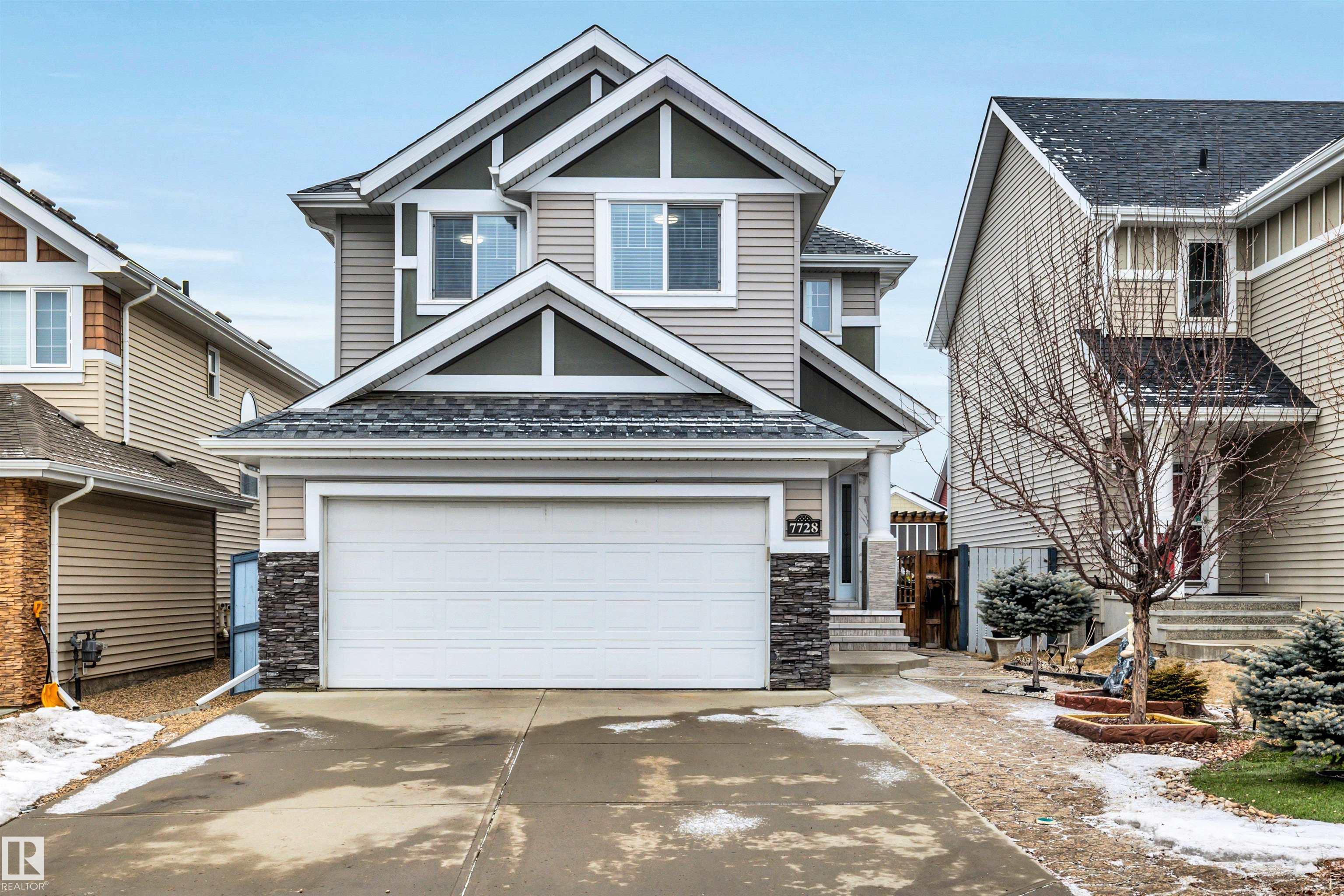 7728 18 Avenue SW, Summerside, Edmonton photo number 2