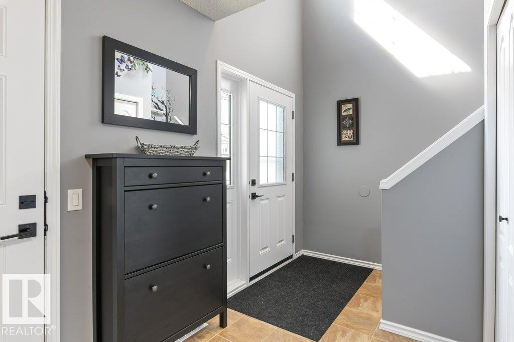 Photo 2 at 8938 179a Avenue NW, Klarvatten, Edmonton