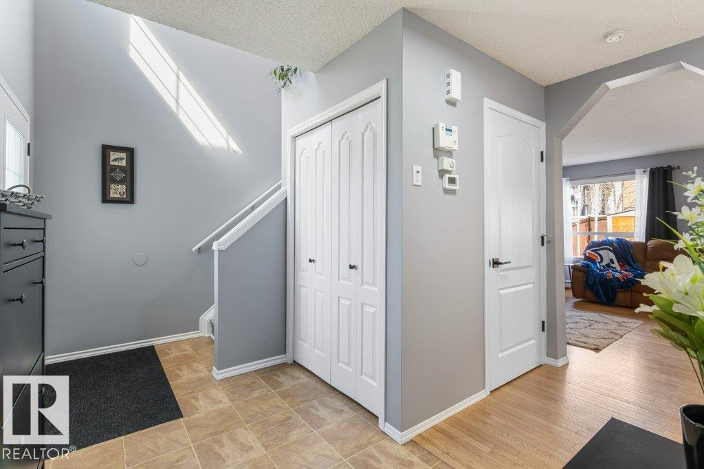 Photo 3 at 8938 179a Avenue NW, Klarvatten, Edmonton