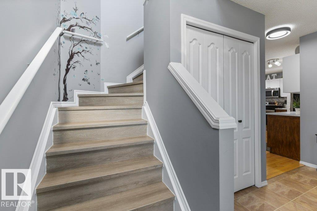 Photo 5 at 8938 179a Avenue NW, Klarvatten, Edmonton