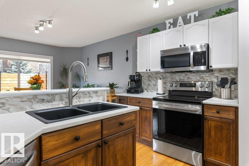 Photo 10 at 8938 179a Avenue NW, Klarvatten, Edmonton
