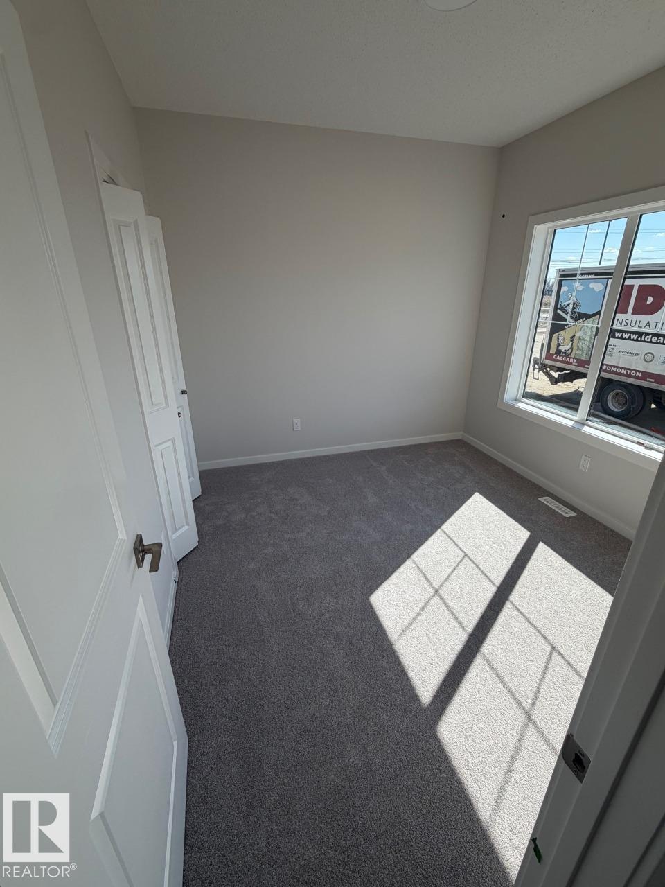 Picture for 305 EDGEMONT DR NW