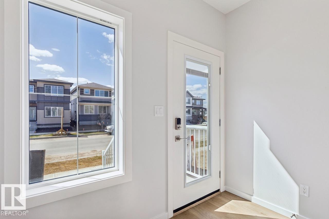 https://zimg.paragon.ice.com/ParagonImages/Property/PM/RAE/225398117/7/0/0/7126e04fbf34509c67486c31c5bf3a25/1/64b9f067086f187a9e7df3545d909d9b/225398117-35f2f277-ace3-4482-8bfd-5787b69d298f.JPG