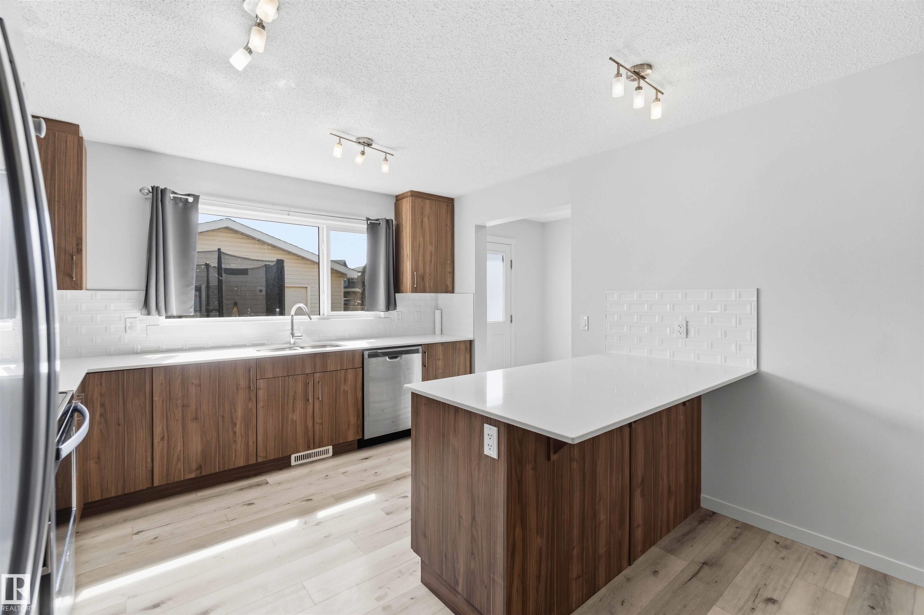 Photo 14 at 22371 93 Avenue NW, Secord, Edmonton