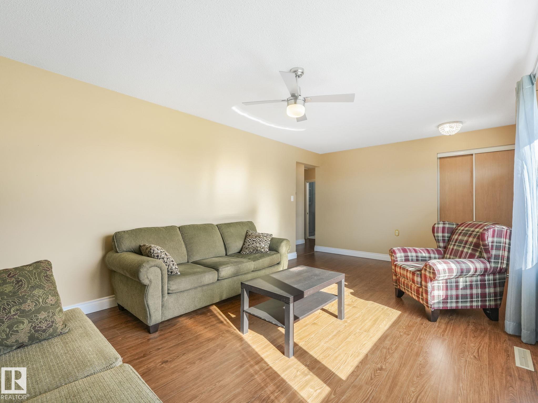 Photo 5 at 13420 60 Street NW, Belvedere, Edmonton