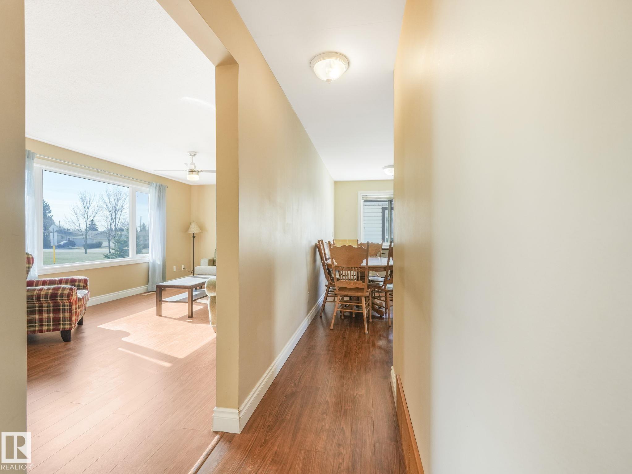 Photo 7 at 13420 60 Street NW, Belvedere, Edmonton