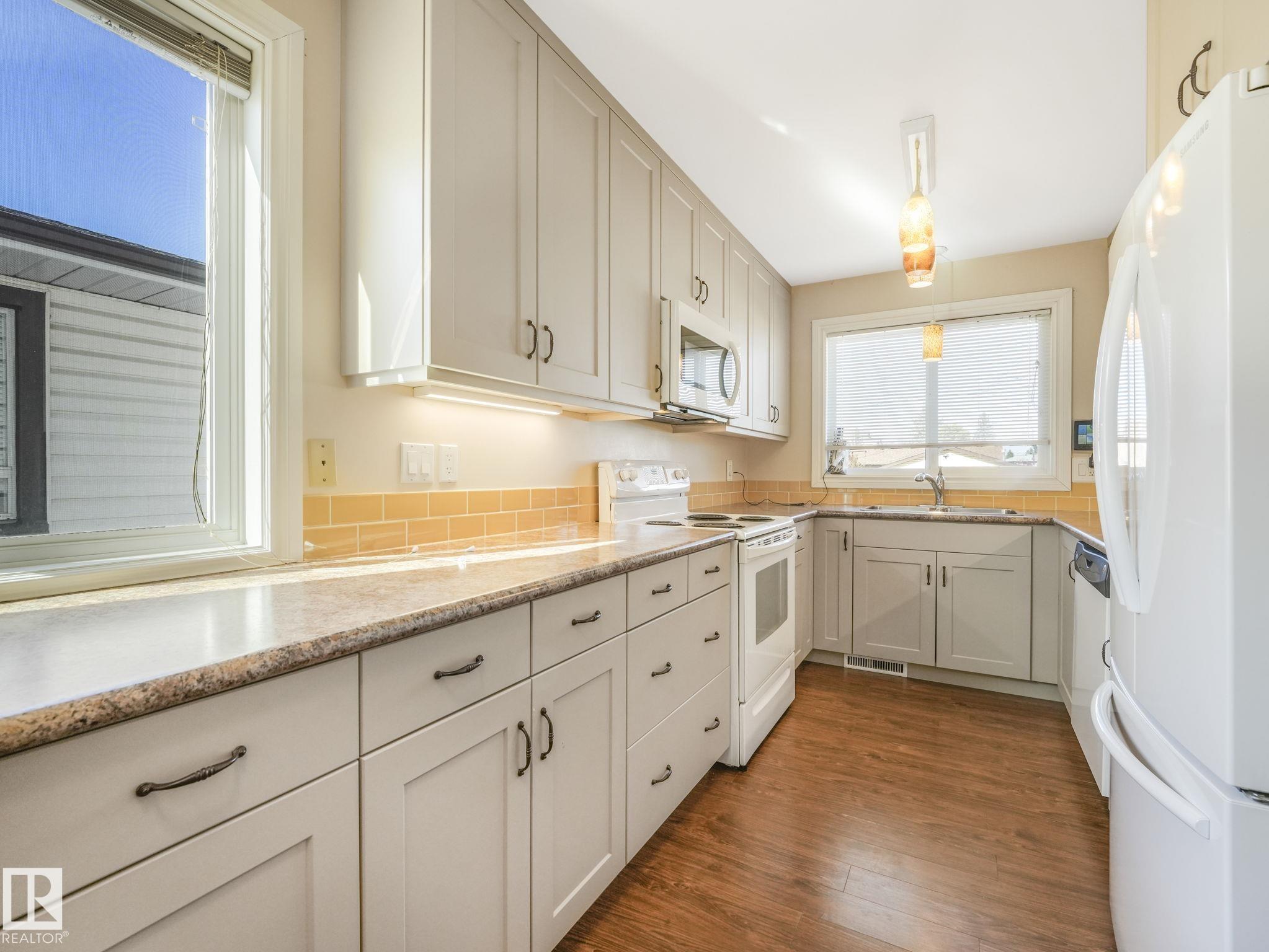 Photo 9 at 13420 60 Street NW, Belvedere, Edmonton