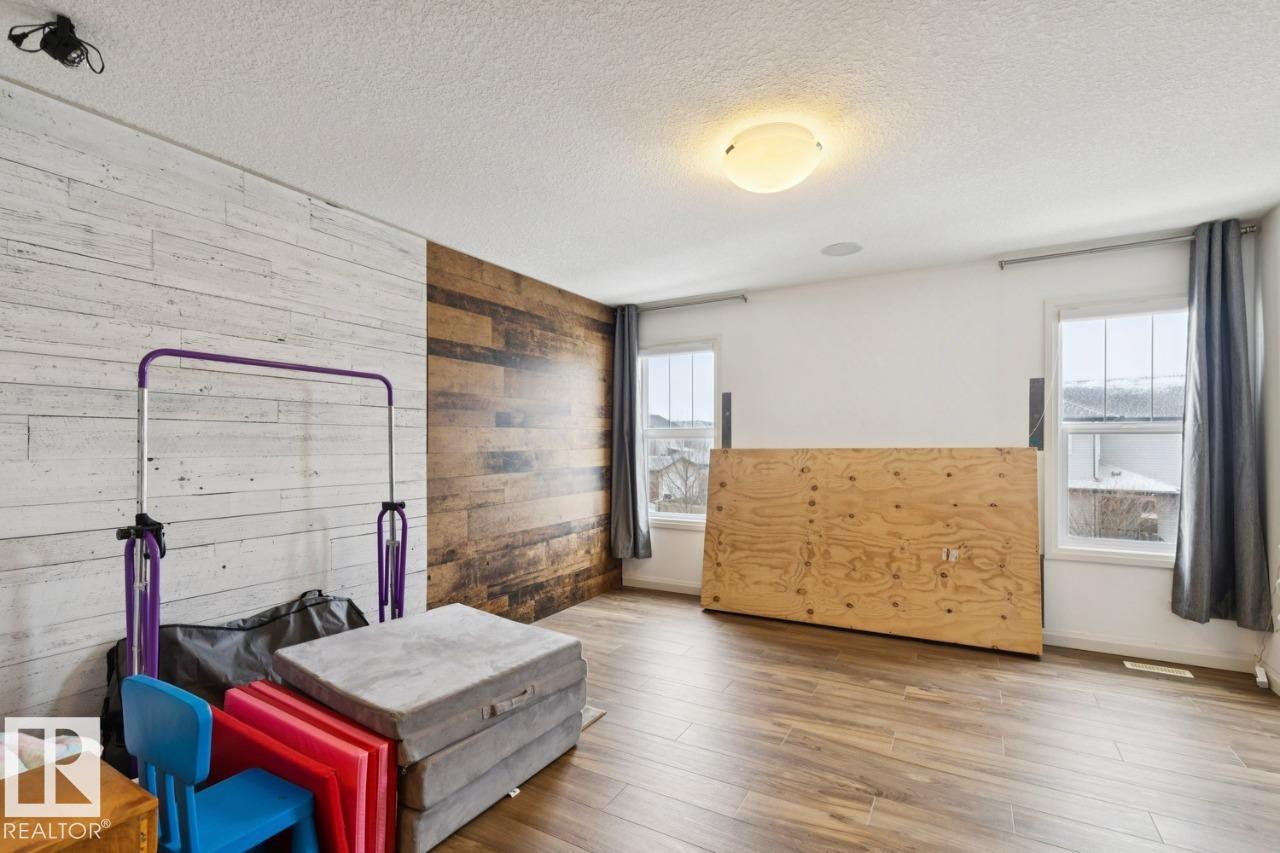 https://zimg.paragon.ice.com/ParagonImages/Property/PM/RAE/225398126/21/0/0/a163ac980598ef2159a0818a4945b9e6/1/25decf31e66ad13addefa98b330a618f/225398126-63a67ded-99f8-4f95-a7a1-6b3b698c69d3.JPG