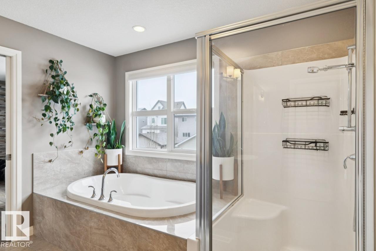 https://zimg.paragon.ice.com/ParagonImages/Property/PM/RAE/225398126/35/0/0/c5e006725c4b39dfd7f0195f6fd4b847/1/25decf31e66ad13addefa98b330a618f/225398126-30c7a17e-9c61-45c6-a90d-0fb1ba3985c8.JPG