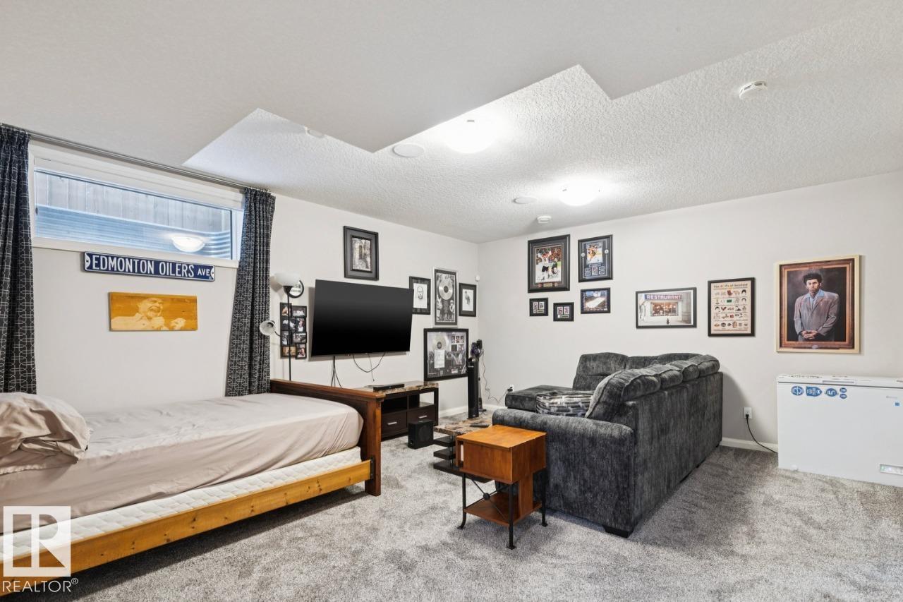 https://zimg.paragon.ice.com/ParagonImages/Property/PM/RAE/225398126/40/0/0/d81d017ef88b621903e6712c6977da56/1/25decf31e66ad13addefa98b330a618f/225398126-37c86ea8-dade-4456-8ed1-5eccd6921cd0.JPG