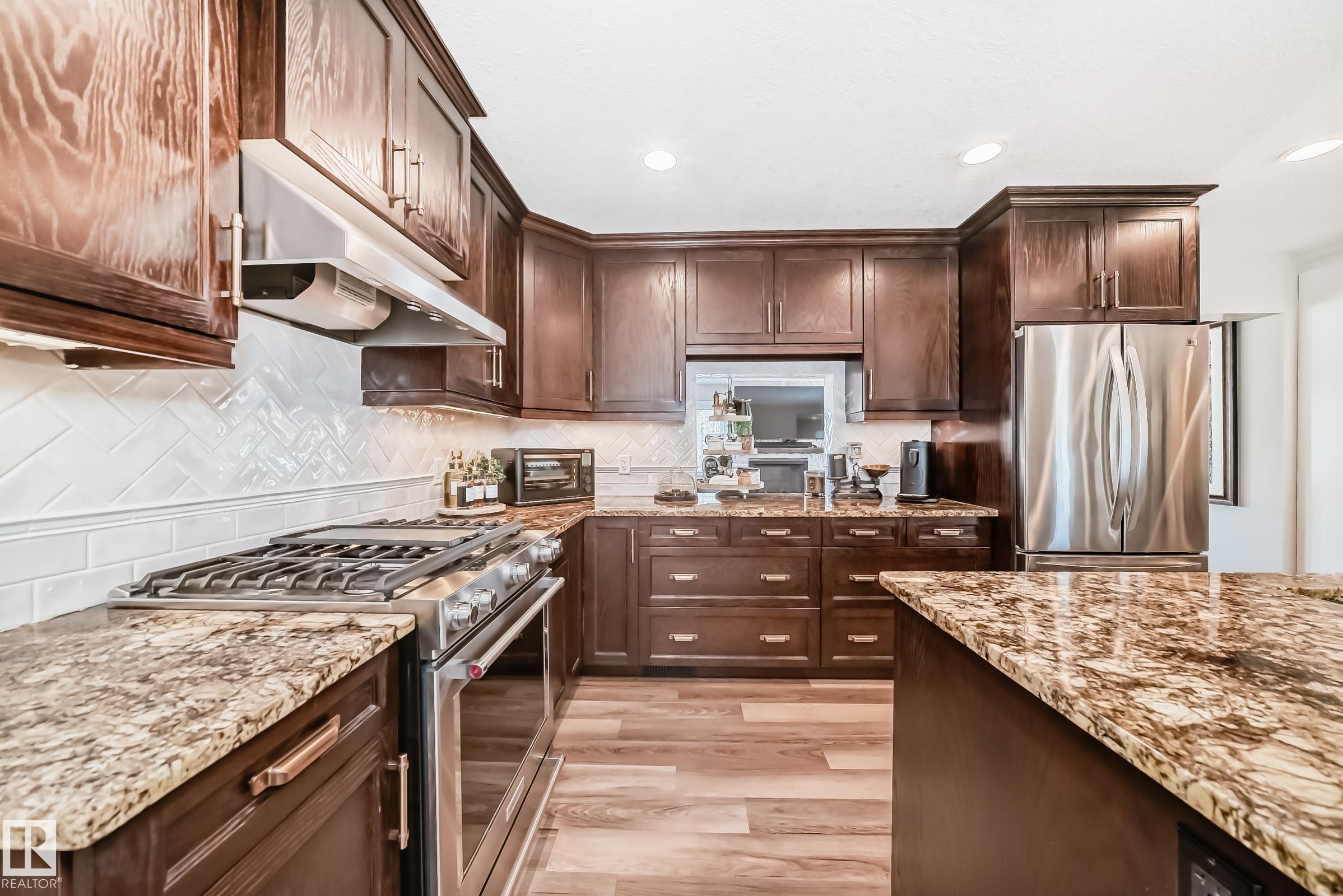 Photo 6 at 5 52467 Rge Road 214, Georgetown, Rural Strathcona County