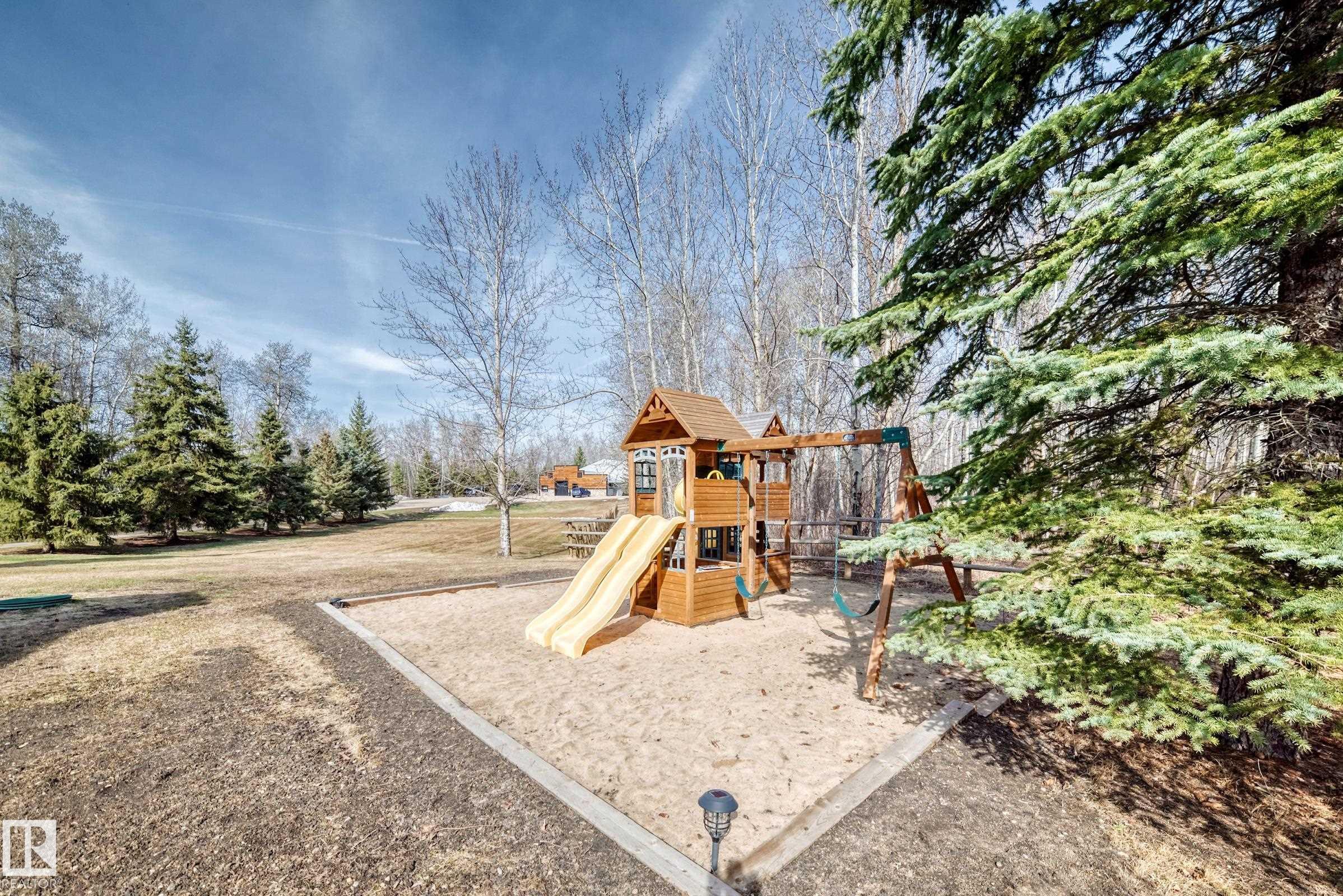 Photo 52 at 5 52467 Rge Road 214, Georgetown, Rural Strathcona County