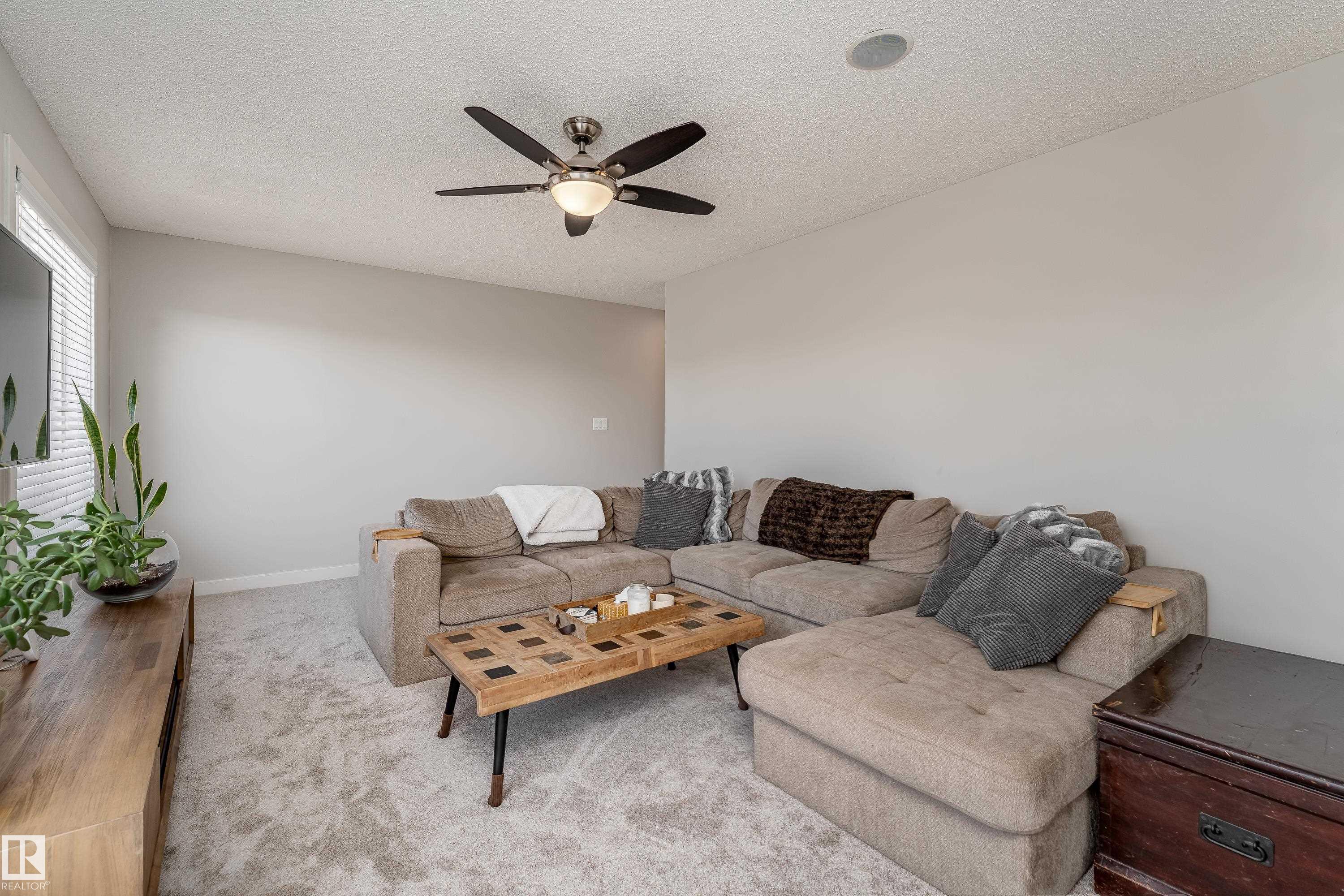 https://zimg.paragon.ice.com/ParagonImages/Property/PM/RAE/225398131/18/0/0/099946336afe6a667428597e42f943e8/1/bd114ca7bfeb9a7ec874ffaa5b2632b2/225398131-a1b5db9b-5ebd-4a82-84cf-7479619c1631.JPG