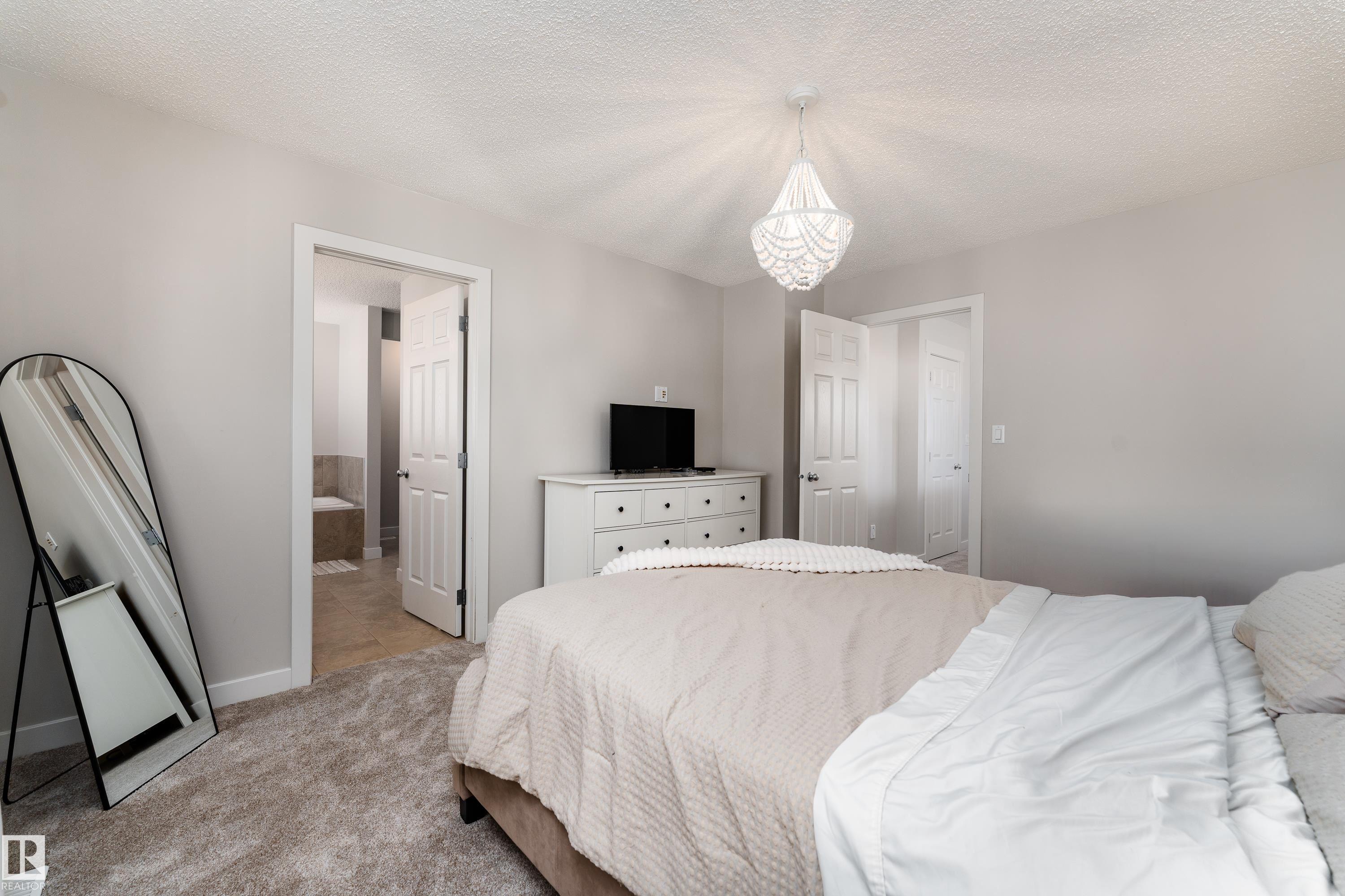 https://zimg.paragon.ice.com/ParagonImages/Property/PM/RAE/225398131/21/0/0/be117ffe0c94121ad3f5d7e0a6b15331/1/bd114ca7bfeb9a7ec874ffaa5b2632b2/225398131-4a09dfe0-d615-4bb6-ae0e-4d0b538d155d.JPG