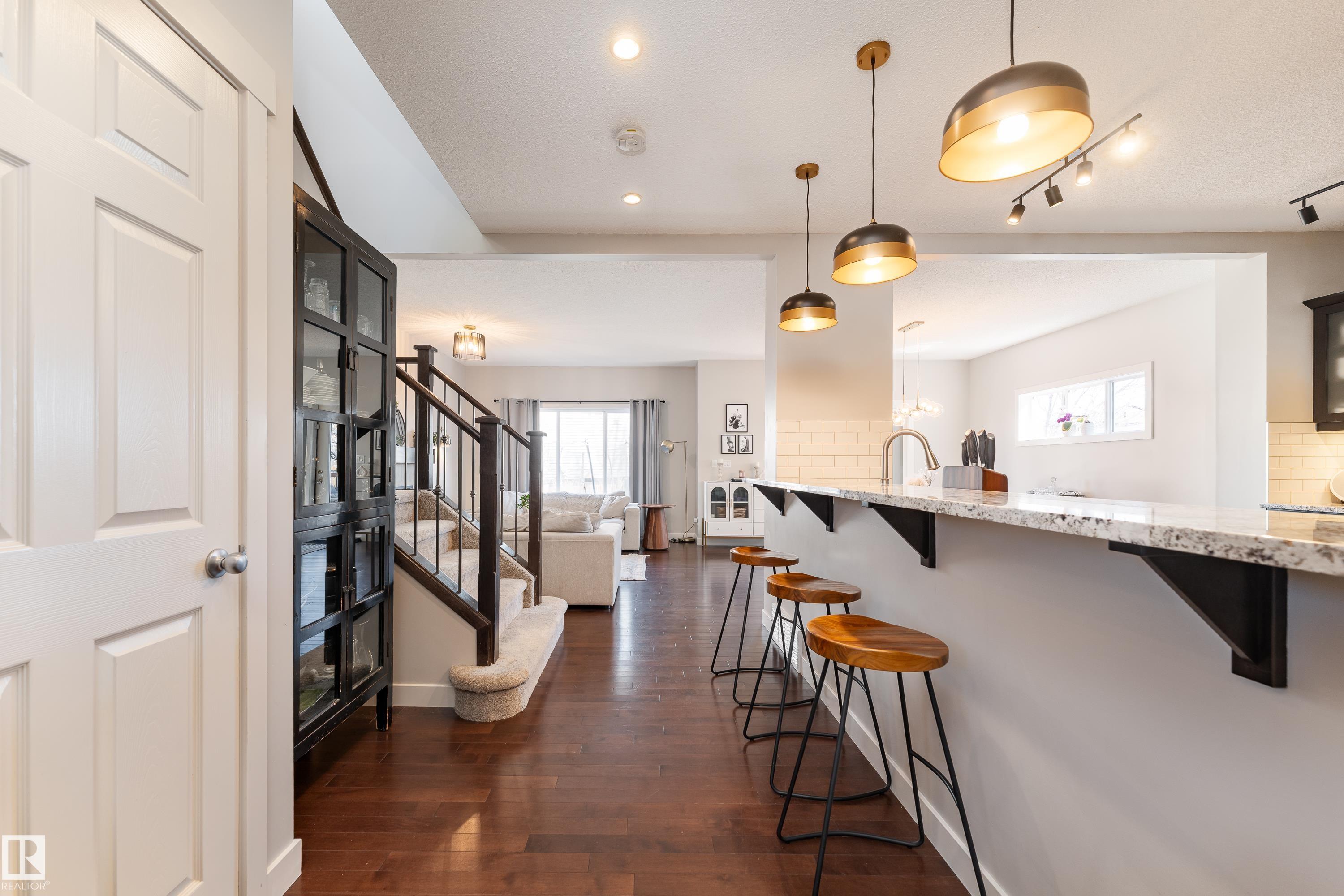 Picture for 22064 95 AV NW