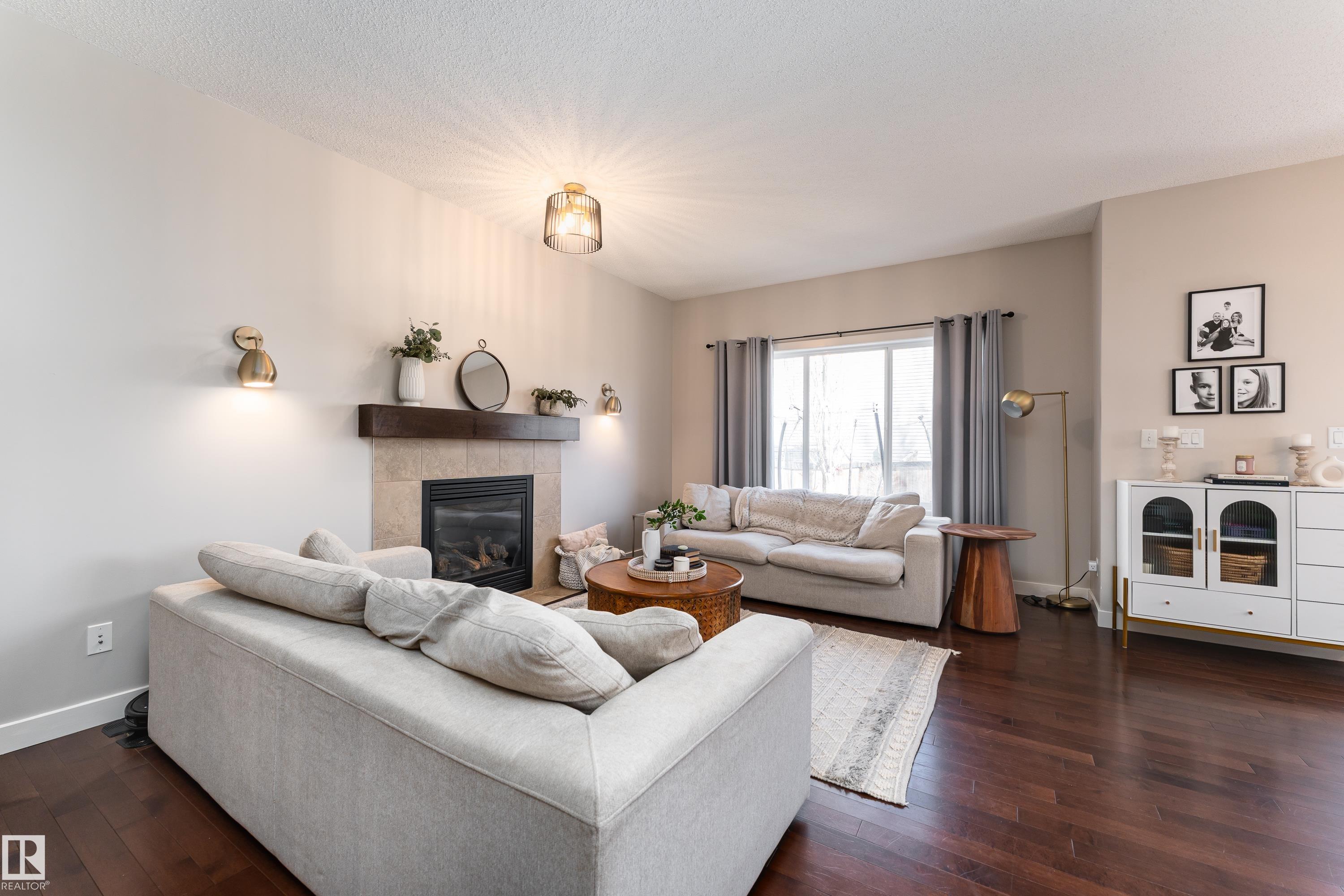 Picture for 22064 95 AV NW