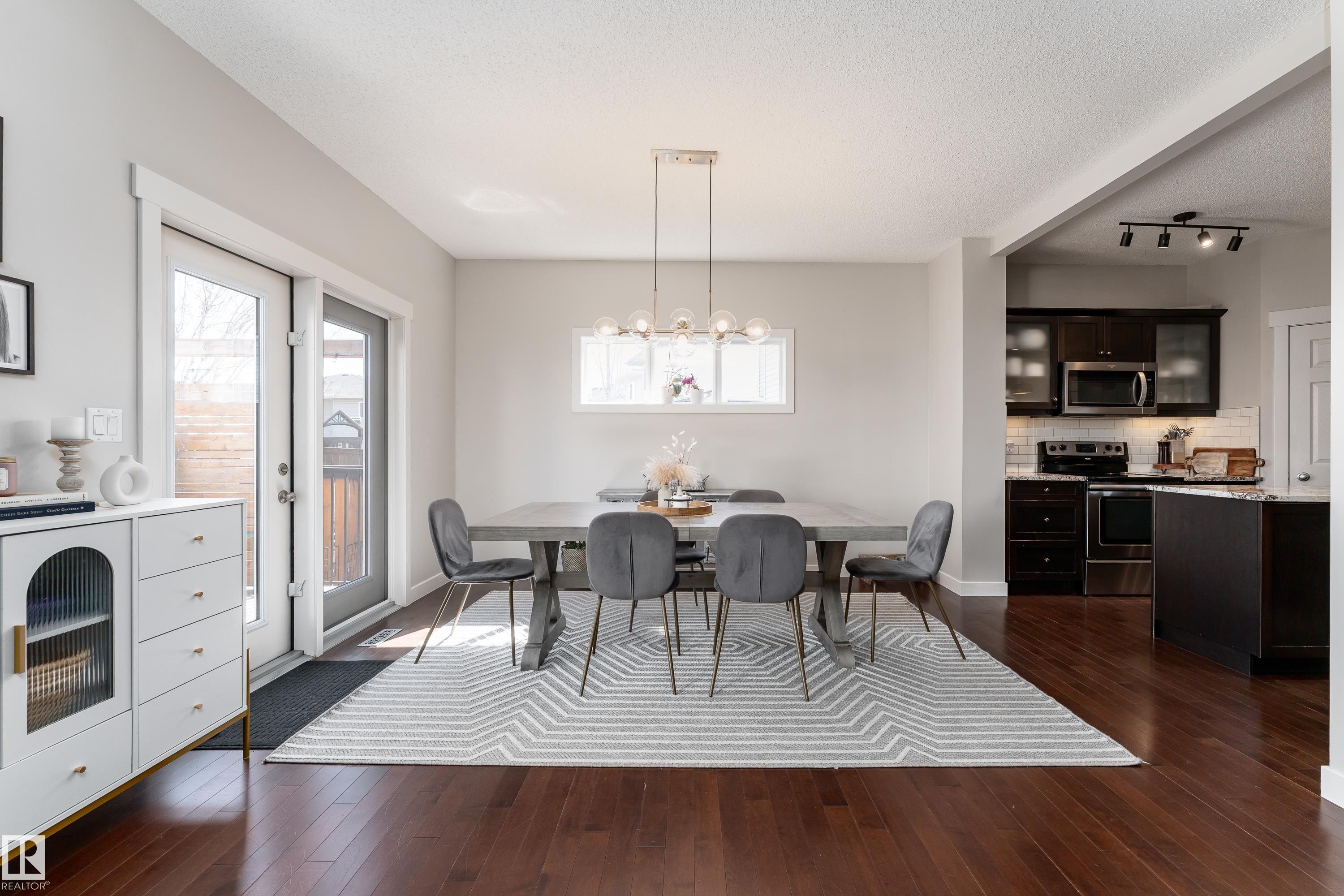 https://zimg.paragon.ice.com/ParagonImages/Property/PM/RAE/225398131/7/0/0/28f72ea46ef0e4591103deb2c1a7b0d4/1/bd114ca7bfeb9a7ec874ffaa5b2632b2/225398131-06ea378b-c404-4177-bbf5-a0700657406f.JPG