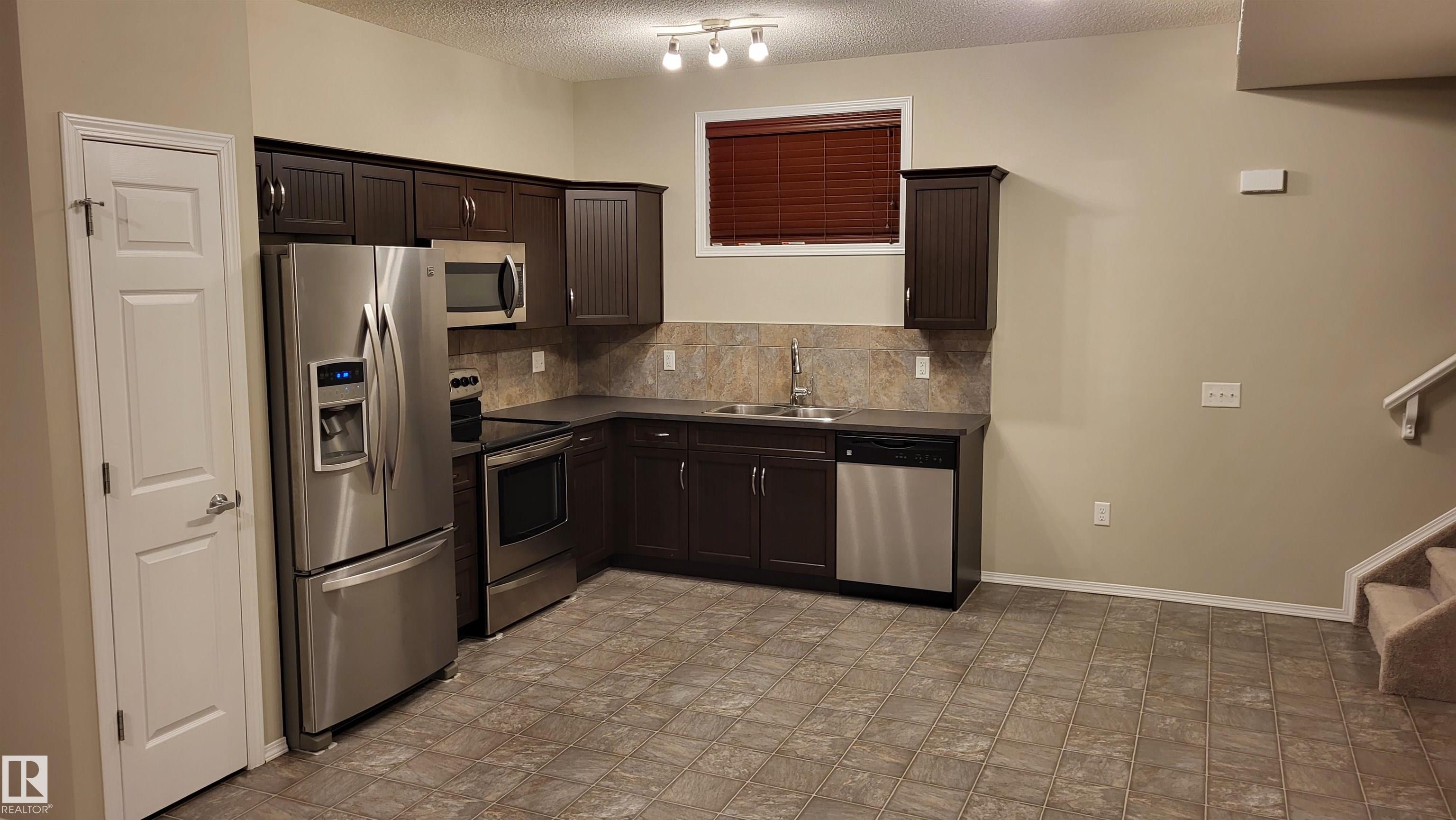 Photo 17 at 187, 188 - 142 Selkirk Place, Suntree, Leduc