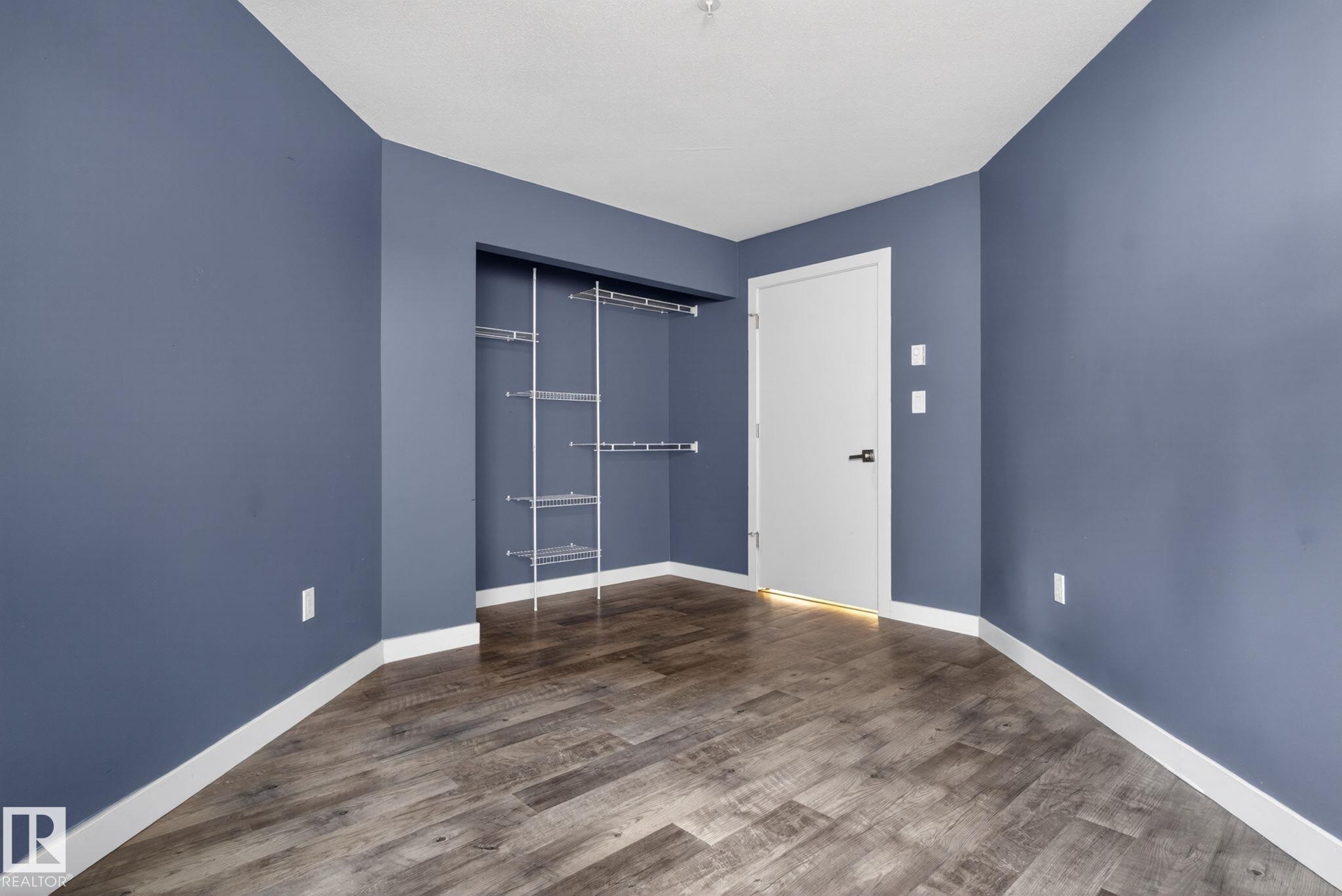 https://zimg.paragon.ice.com/ParagonImages/Property/PM/RAE/225398138/13/0/0/1eddc1d0a532bd6e5d349d79133758a7/1/0ac98157684ed8f5145be46956701f90/225398138-17795e31-f489-4458-8cee-26c63e00d0be.JPG