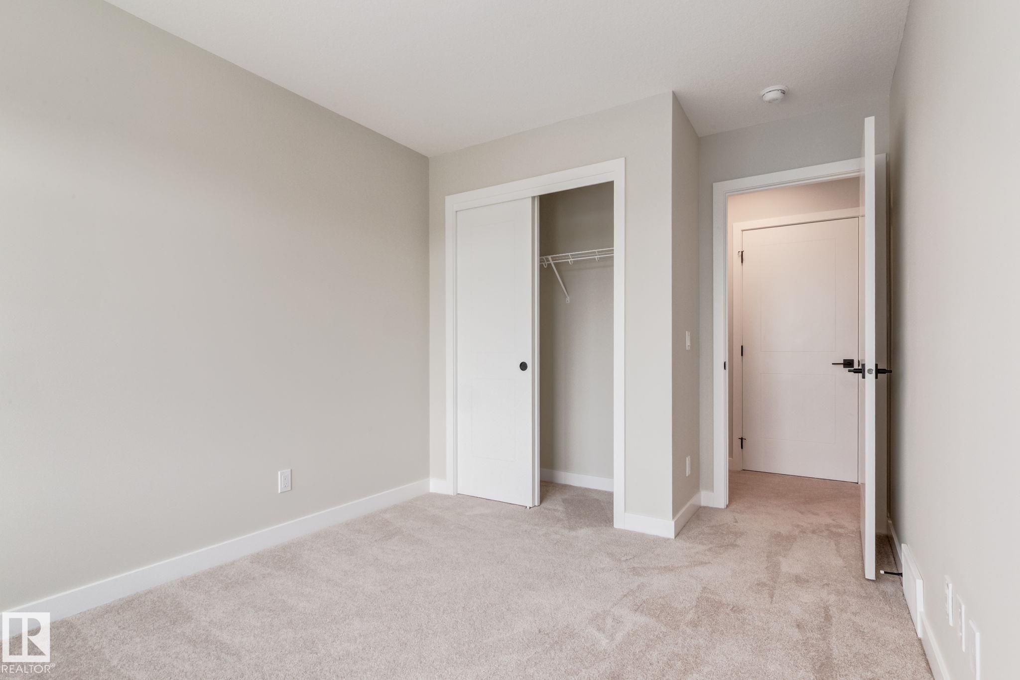https://zimg.paragon.ice.com/ParagonImages/Property/PM/RAE/225398139/15/0/0/d79bdad0624530489f364c4db24ff8e7/1/8fac0858565de36e1791cc1fd096be99/225398139-de2ddaa4-2e0e-49e7-a213-89e1ccdfd17a.JPG