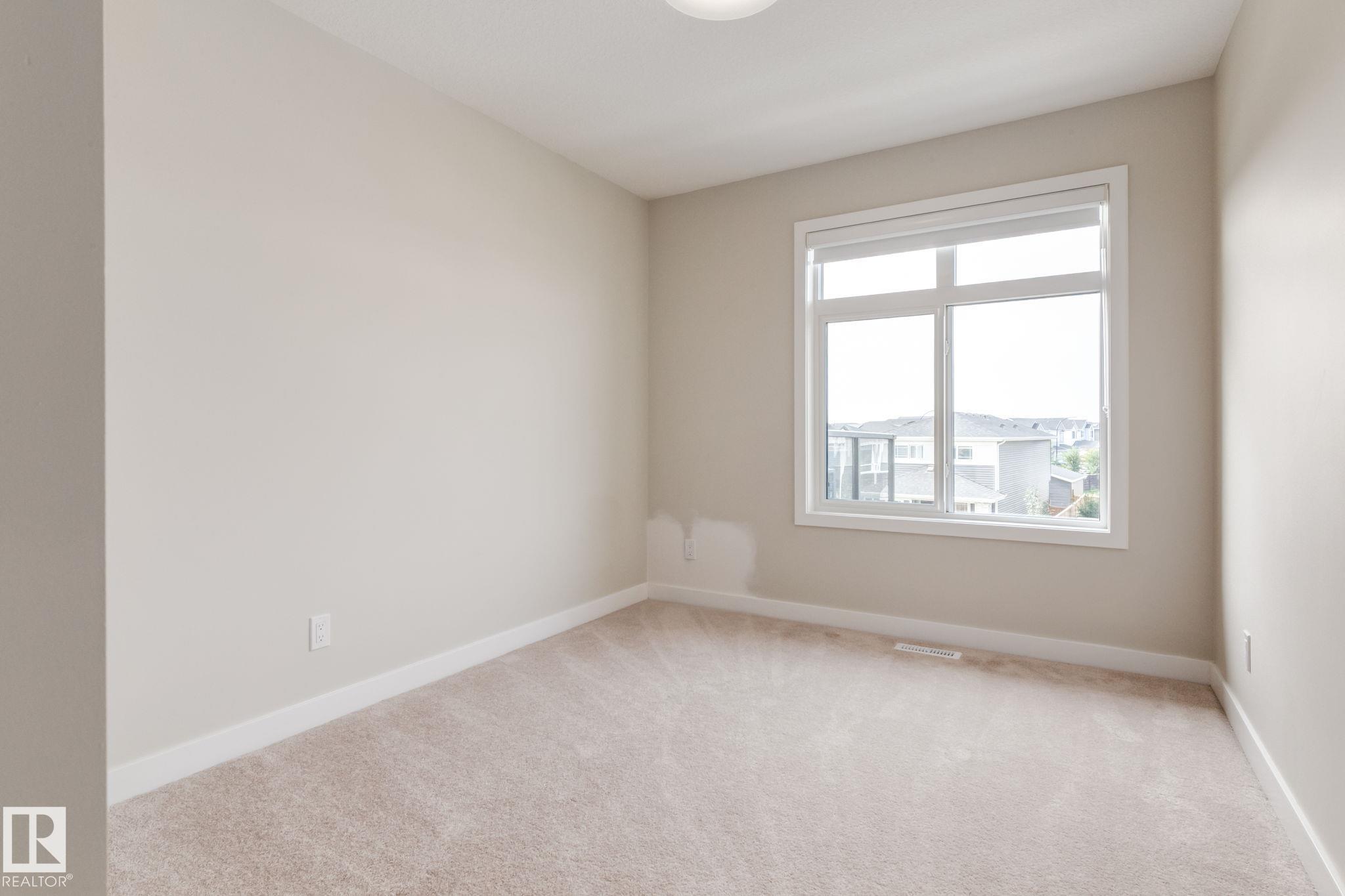 https://zimg.paragon.ice.com/ParagonImages/Property/PM/RAE/225398139/21/0/0/64a6166538e416ec2567bbc68ab4da94/1/8fac0858565de36e1791cc1fd096be99/225398139-dad22a65-d94e-424c-b64e-0bbc4e819ec1.JPG