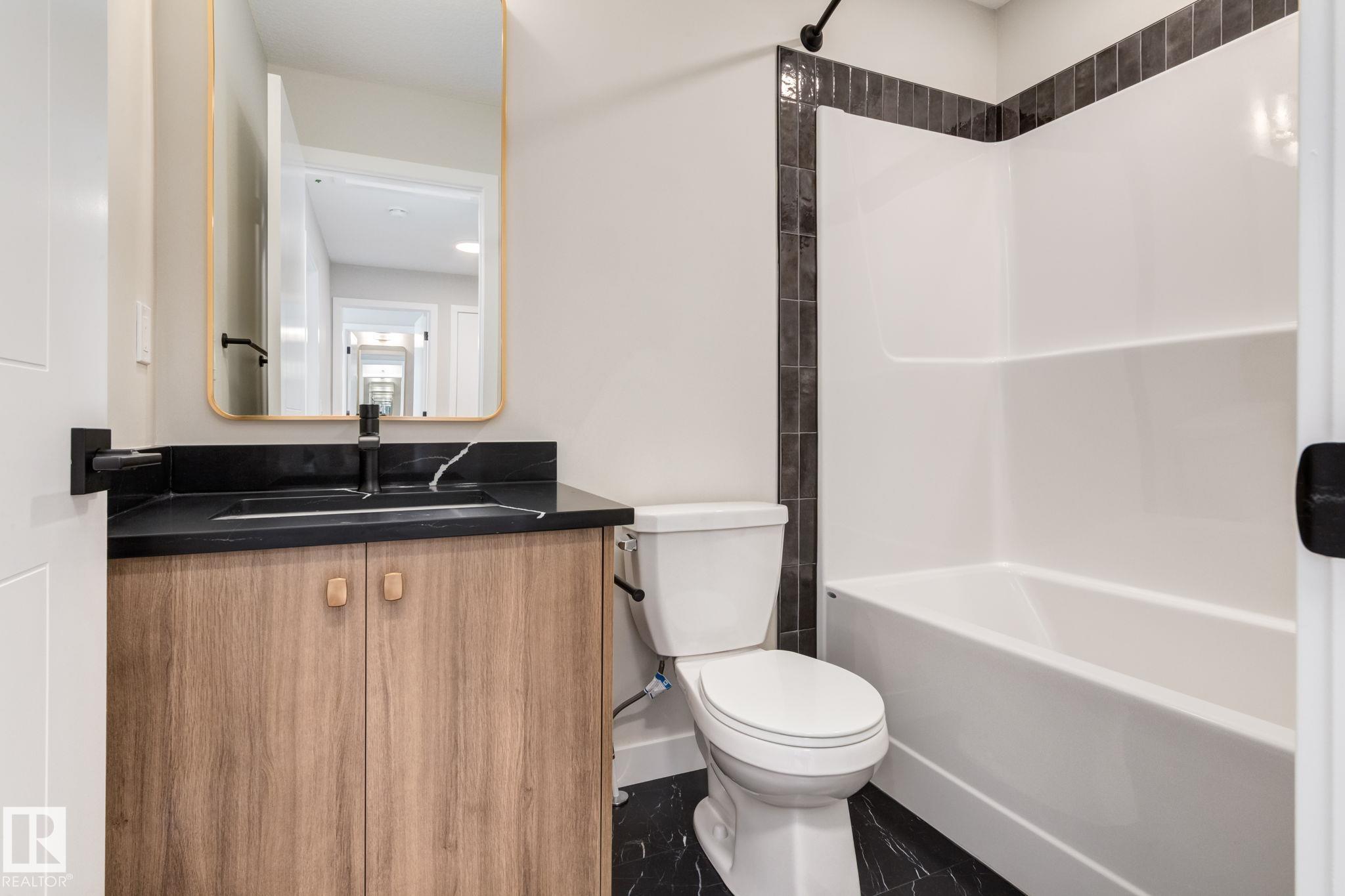 https://zimg.paragon.ice.com/ParagonImages/Property/PM/RAE/225398139/29/0/0/a3b366be1a0582e2a9f3fefd5513583b/1/8fac0858565de36e1791cc1fd096be99/225398139-cd645d5c-aebd-4b98-b0b6-a9e465485183.JPG