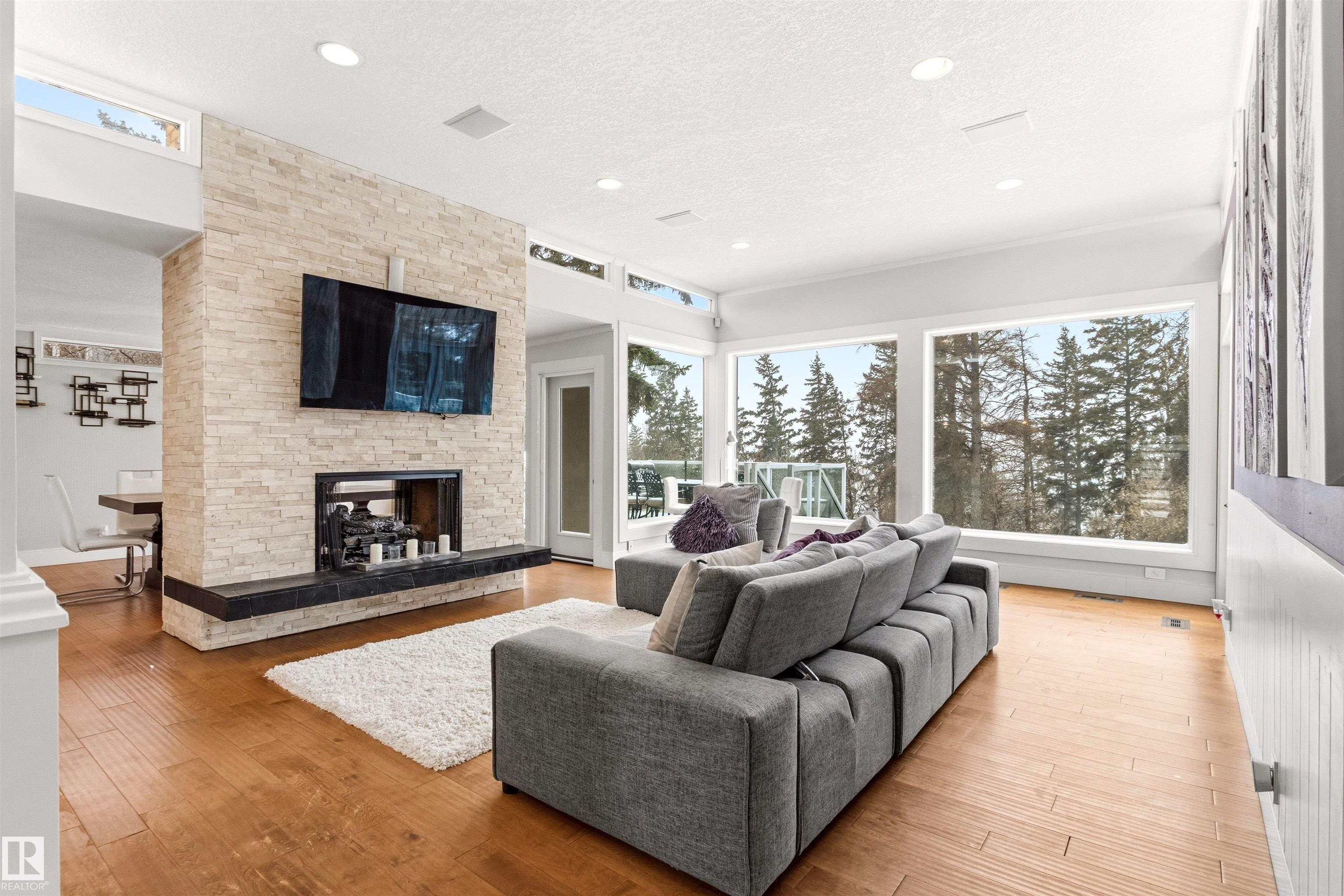 Photo 27 at 12420 Grand View Drive NW, Grandview Heights, Edmonton