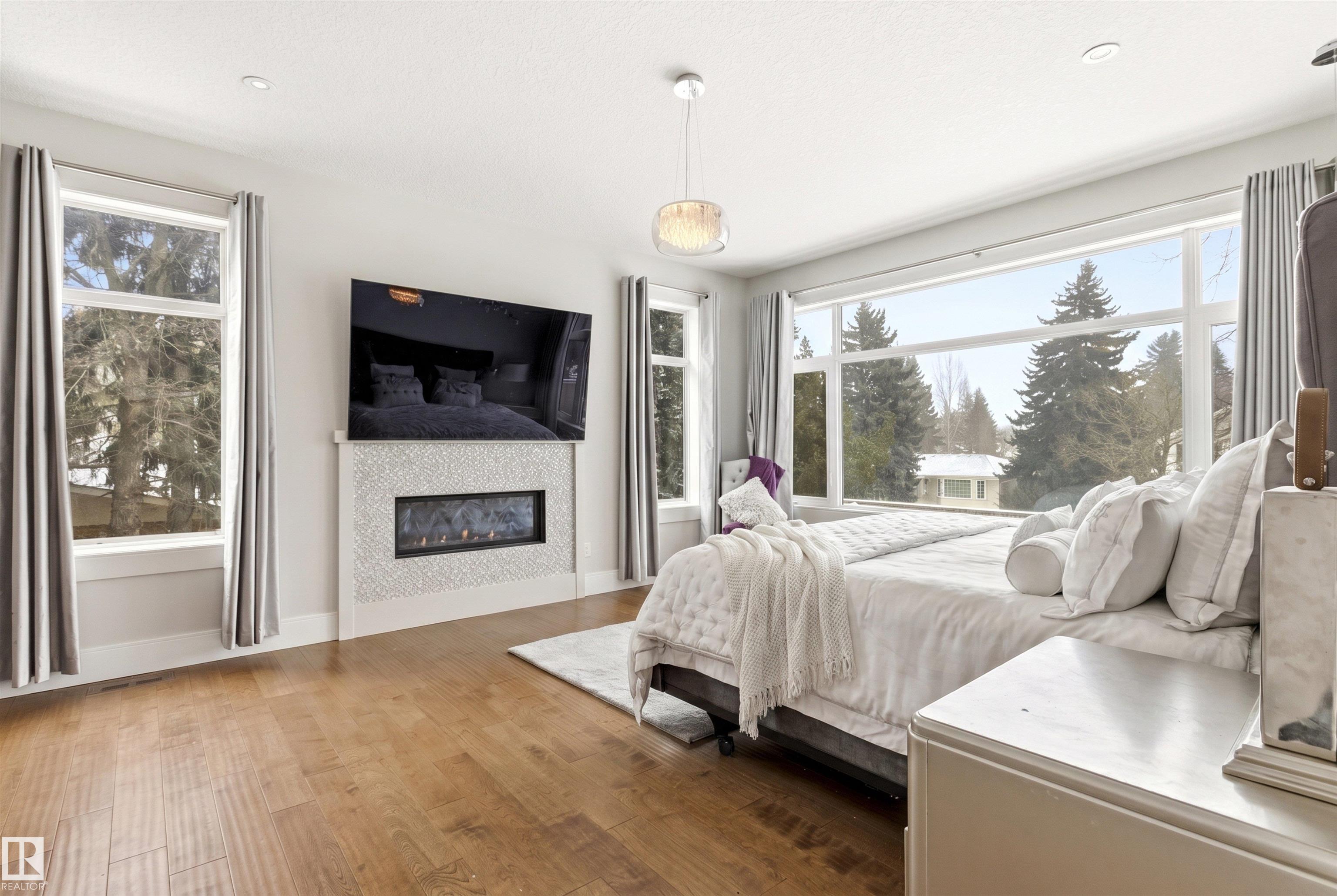 https://zimg.paragon.ice.com/ParagonImages/Property/PM/RAE/225398142/37/0/0/f0f4fdc306f2d773398354ad577a9f0f/1/d69cec5ade0adcbdbc806856b7f88e44/225398142-bc40ad26-efec-4c7e-9cce-e82bc34b5c30.JPG