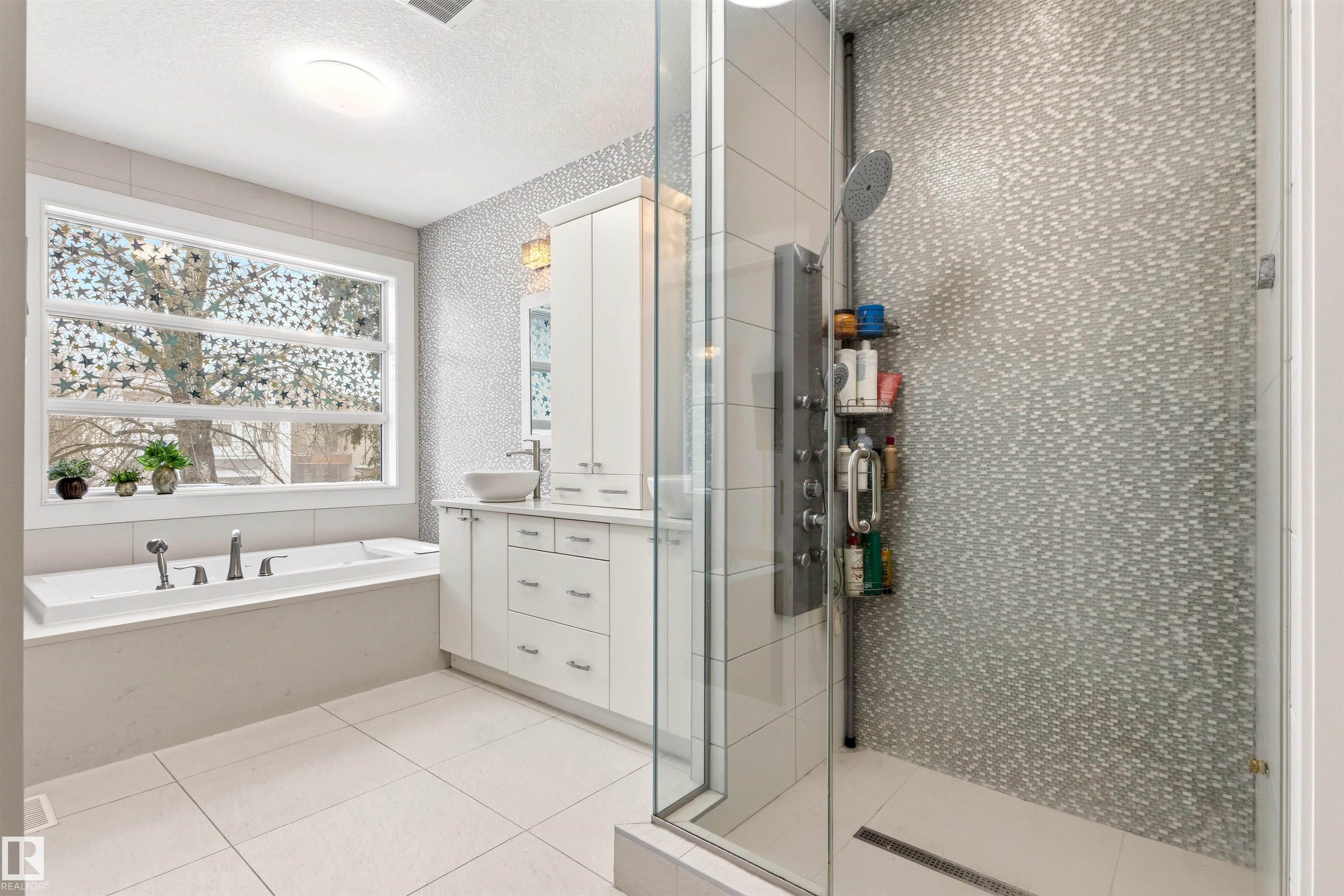 https://zimg.paragon.ice.com/ParagonImages/Property/PM/RAE/225398142/39/0/0/79d1e64a1da753fcbf8b5a14e05eb0eb/1/d69cec5ade0adcbdbc806856b7f88e44/225398142-657f88a7-16eb-488c-a3d2-59434cd350cd.JPG